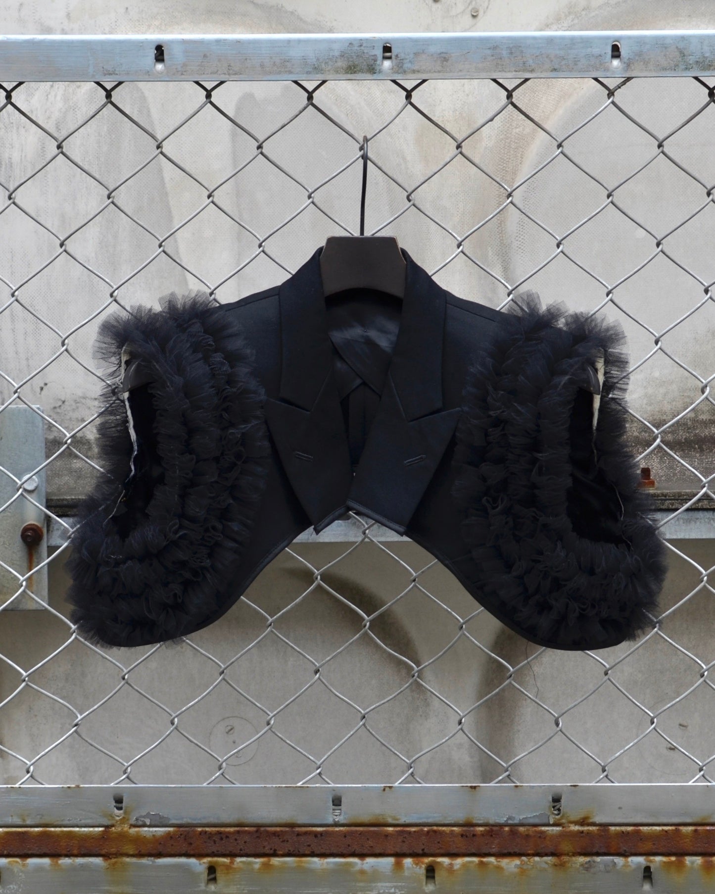 RE-011 / tailored frill harness【A】