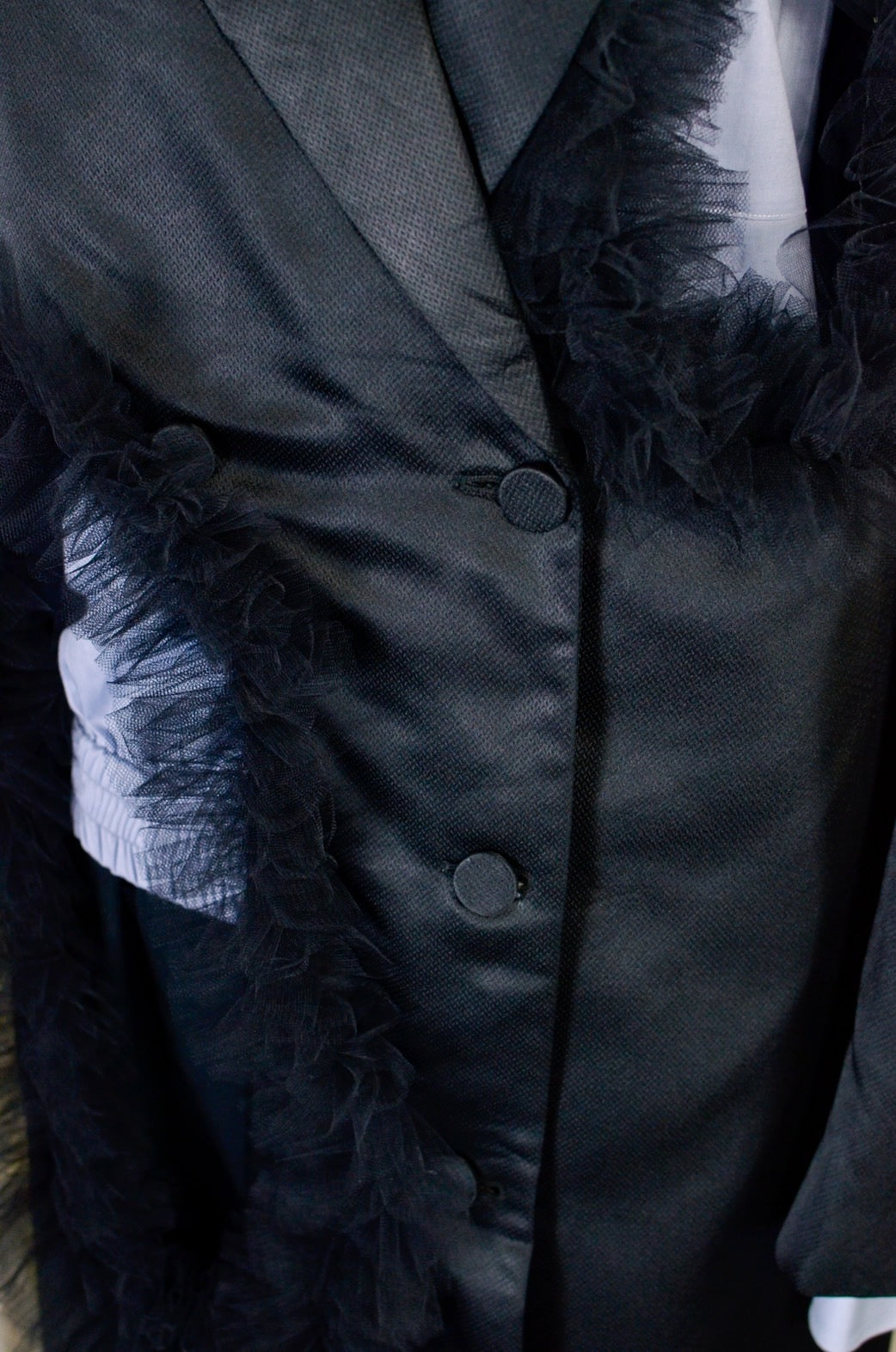 RE-036 / cutting frill coat【C】