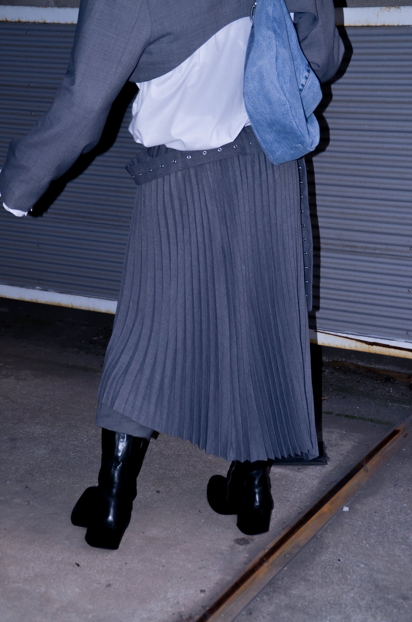 【残り僅か】UE-003 / asymmetry pleats skirt