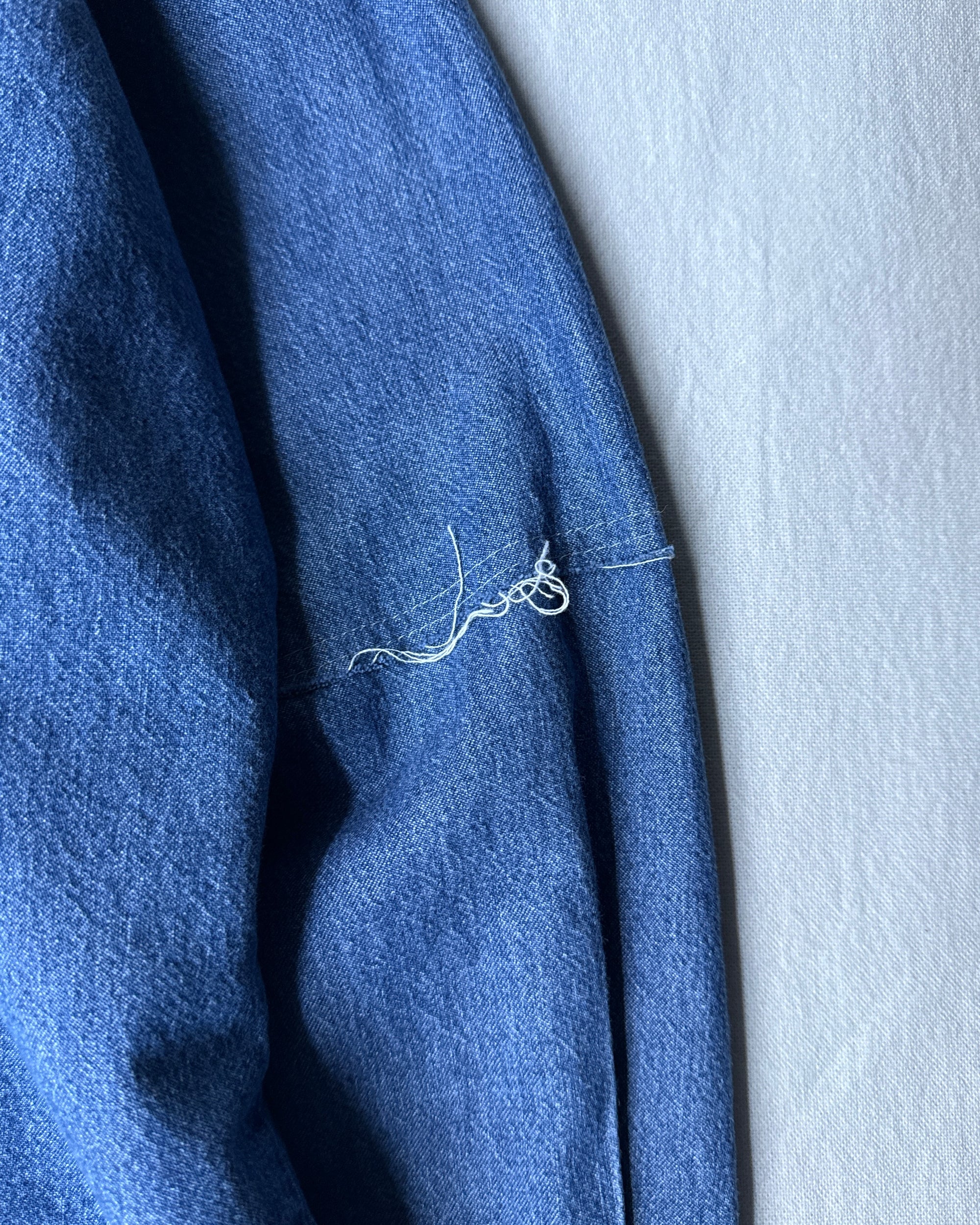 ID25-001-01-F / denim frill shirt【A】