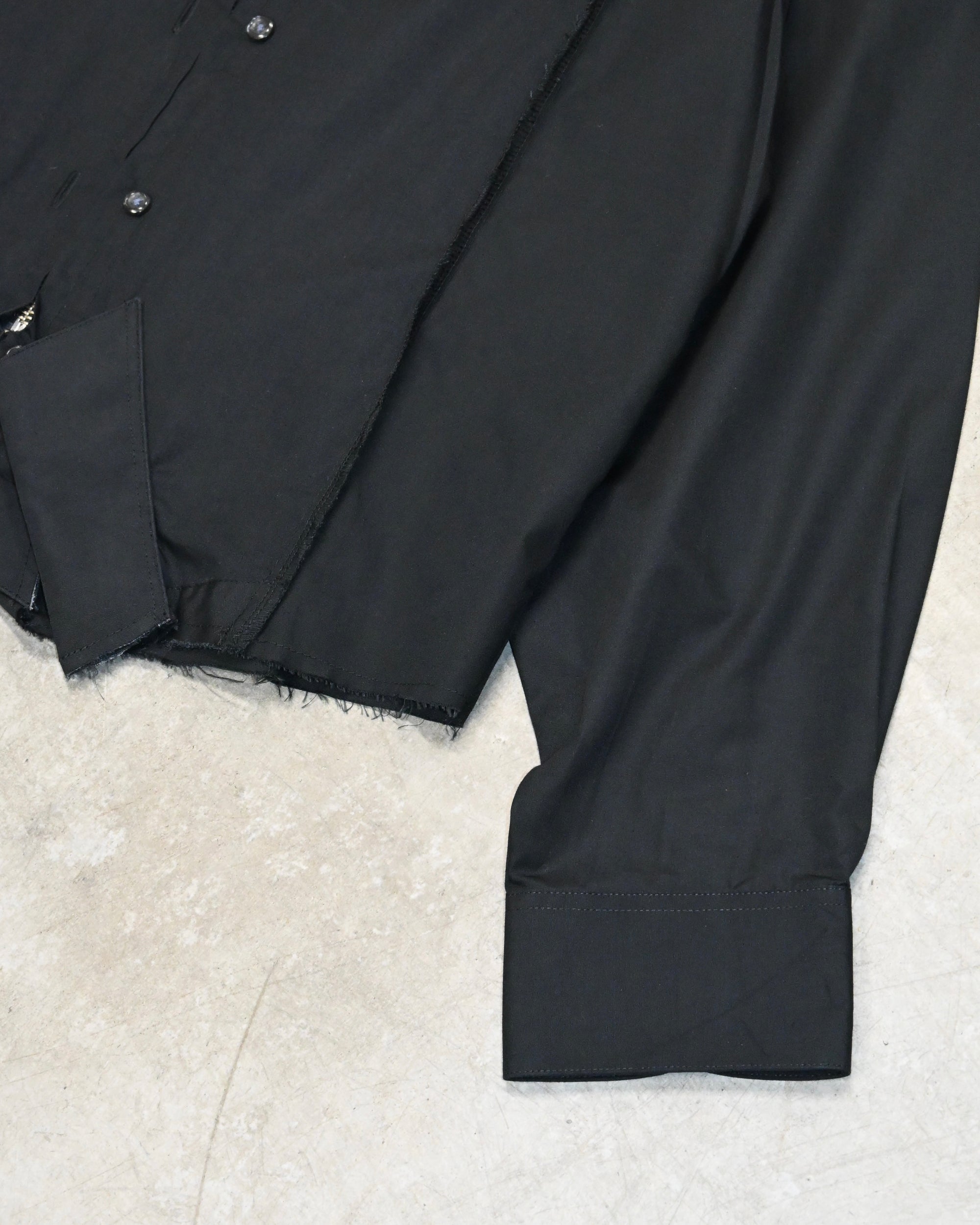 ID26-019-02-F / mirrored zip shirt 【C】
