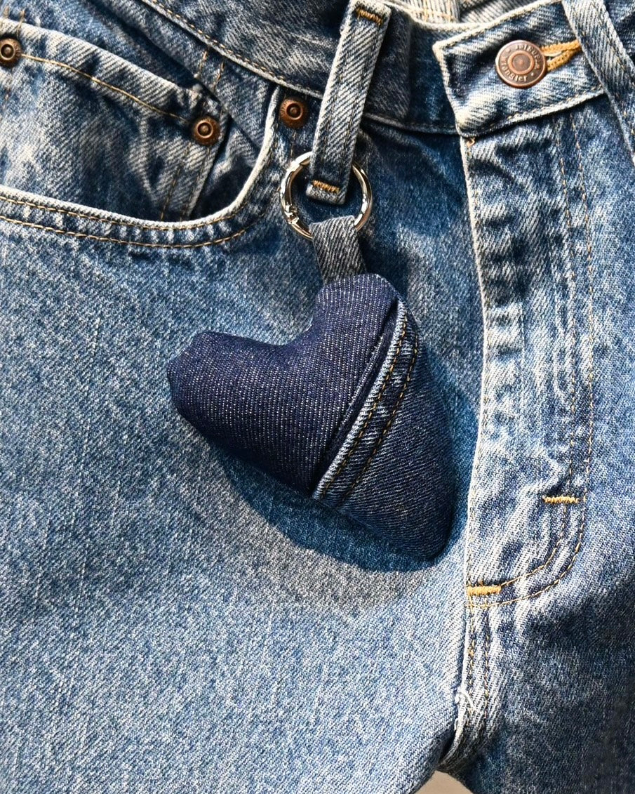 ID26-033-F /  denim heart charm【D】