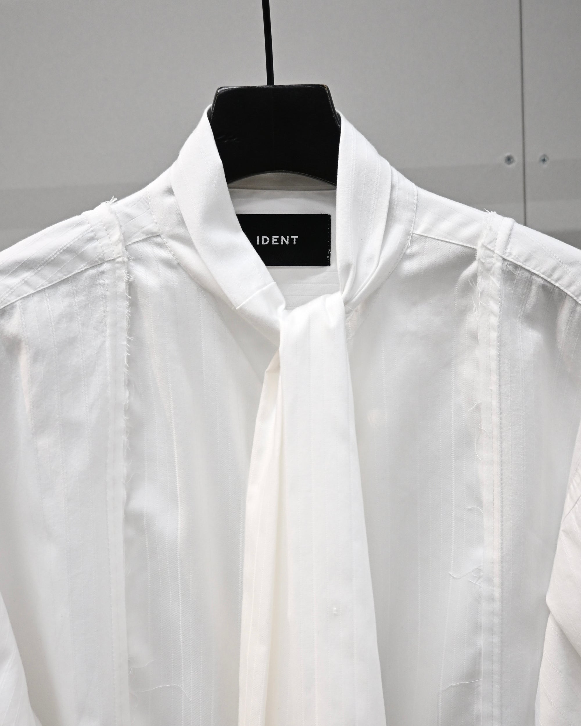 ID26-004-03-F / docking ribbon shirt【A】