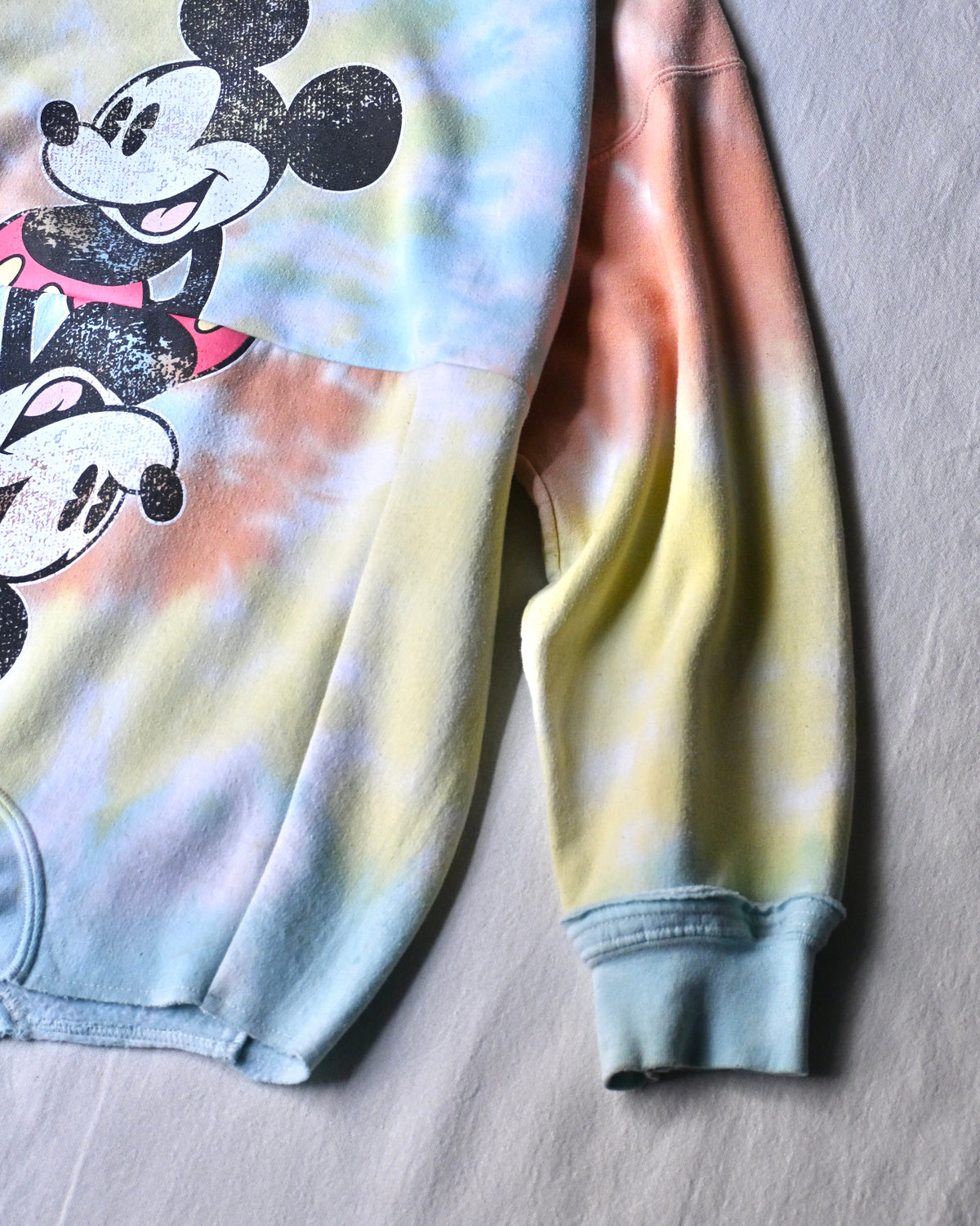 ID26-060-F / mirrored mickey sweat【A】