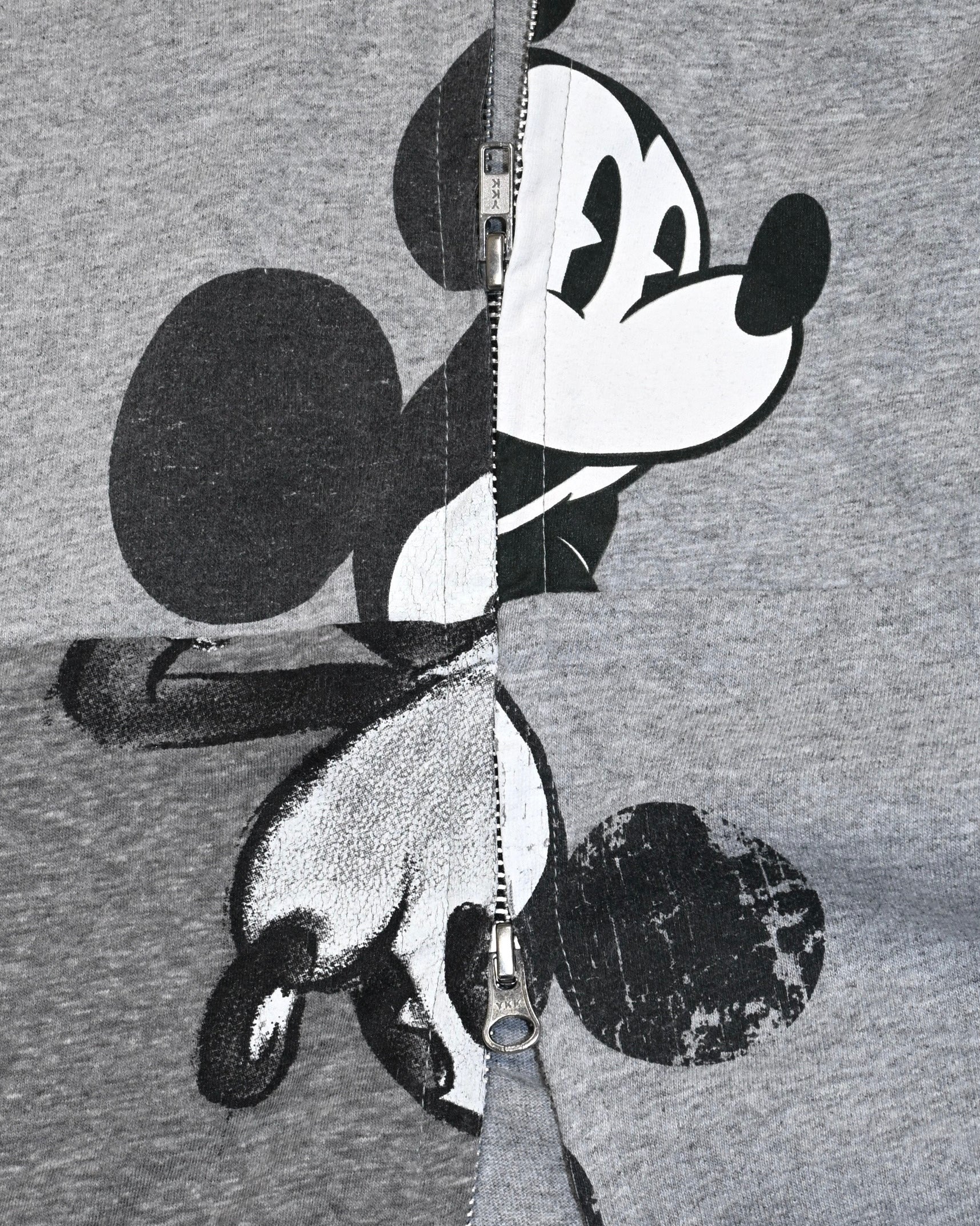 ID26-038-F / layered zip mickey top【A】