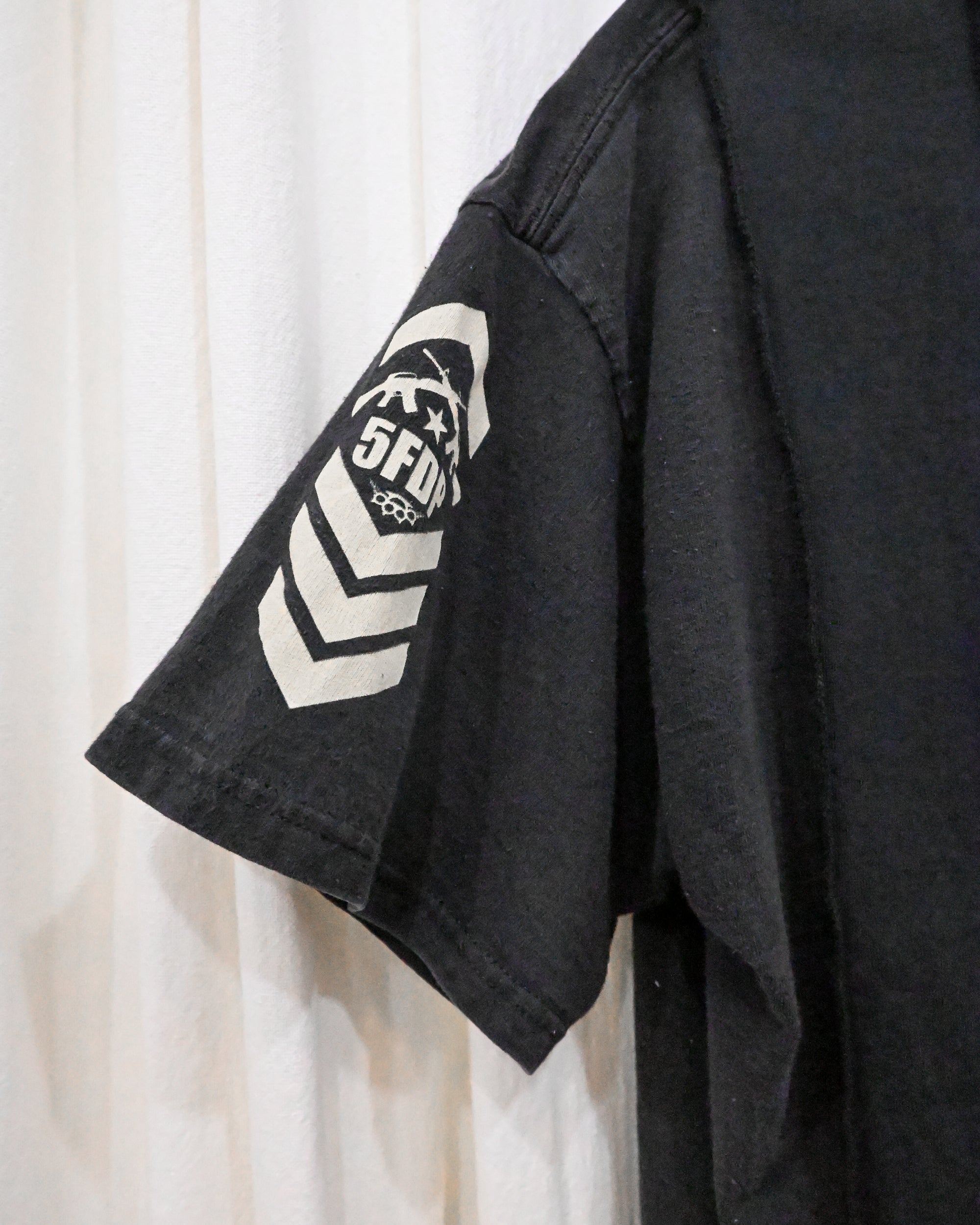 ID26−016-F / rebuild band tee【A】