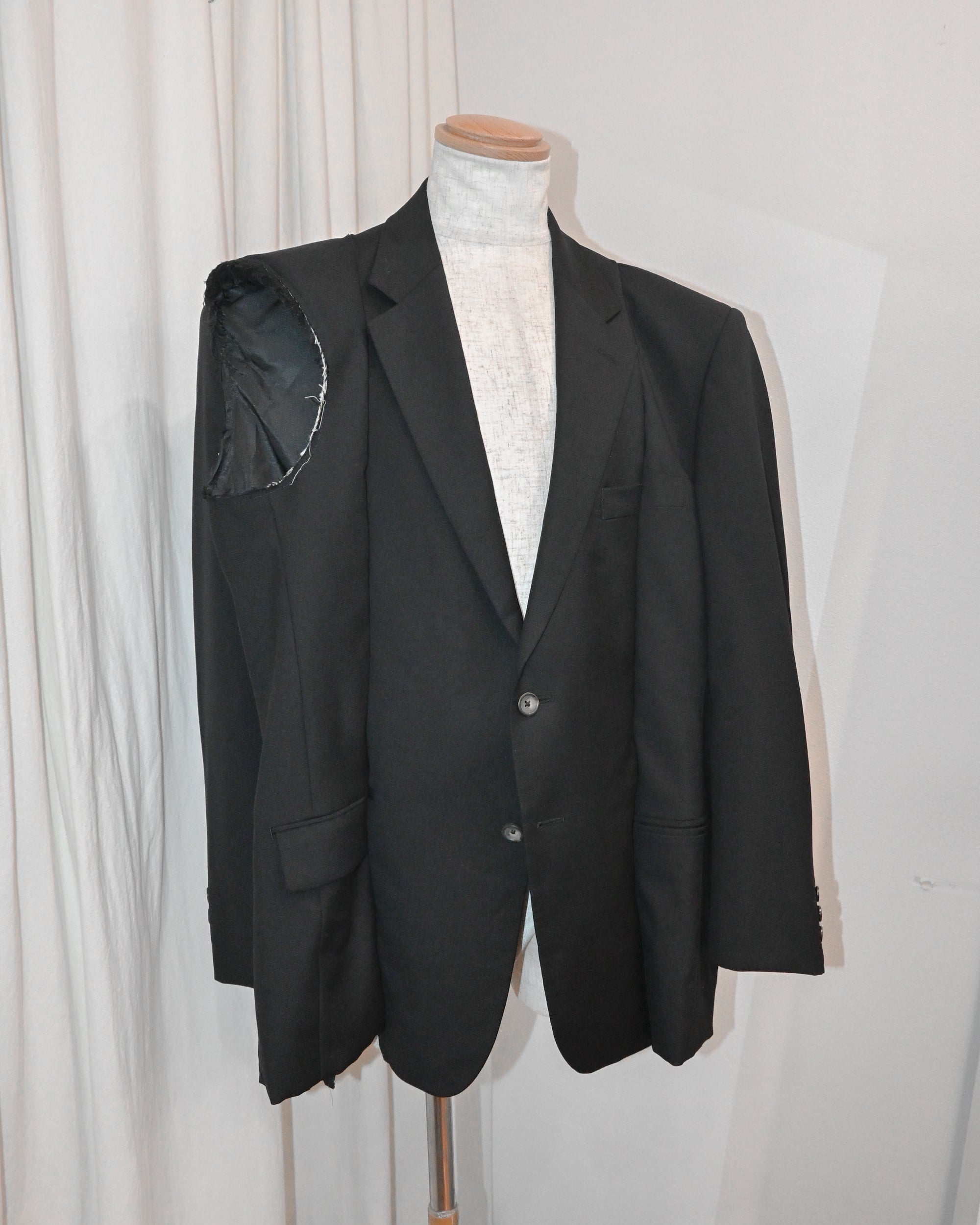 ID26-011-F / avant-garde tailored 【B】