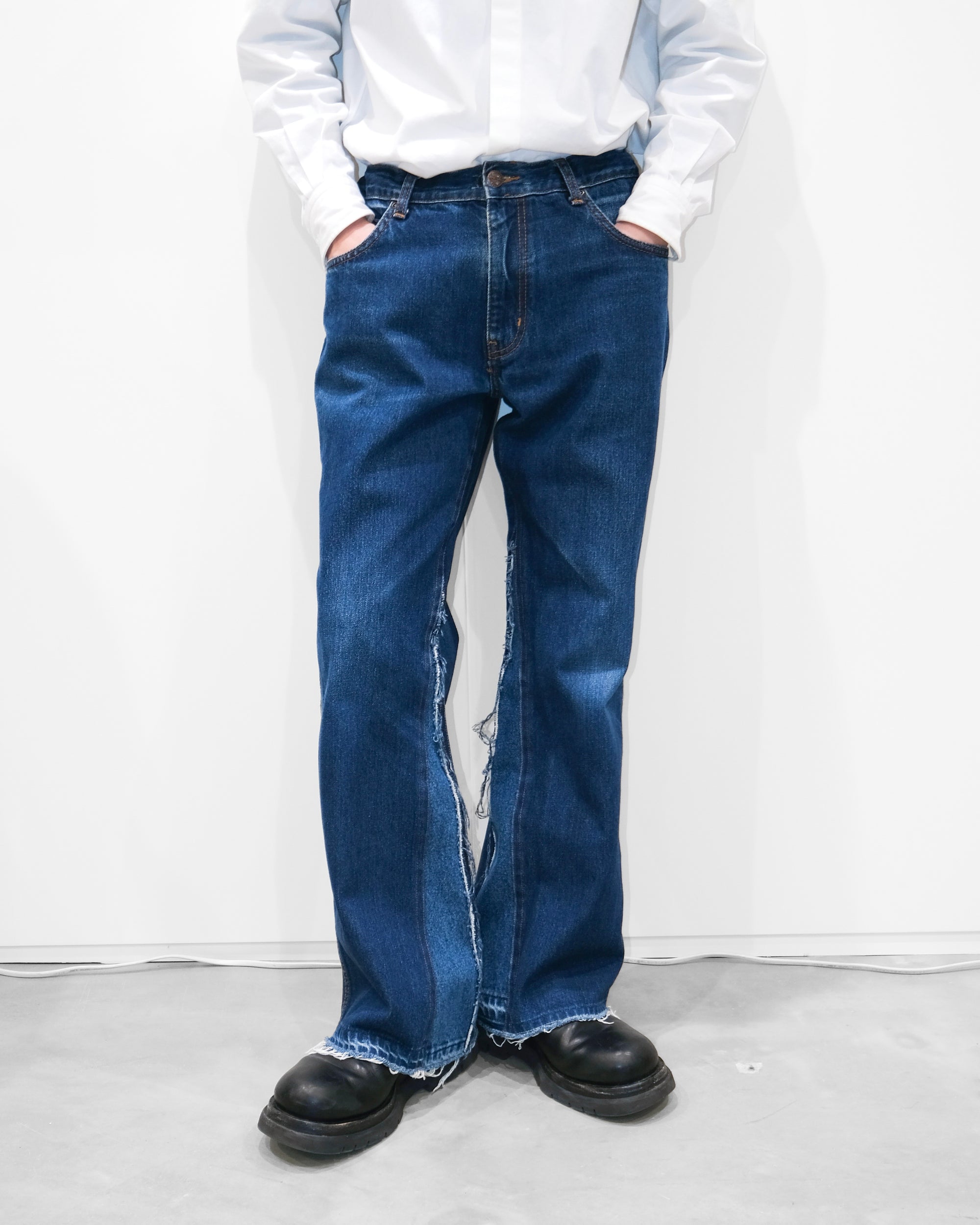 ID26-009-F / cut off straight denim【B】