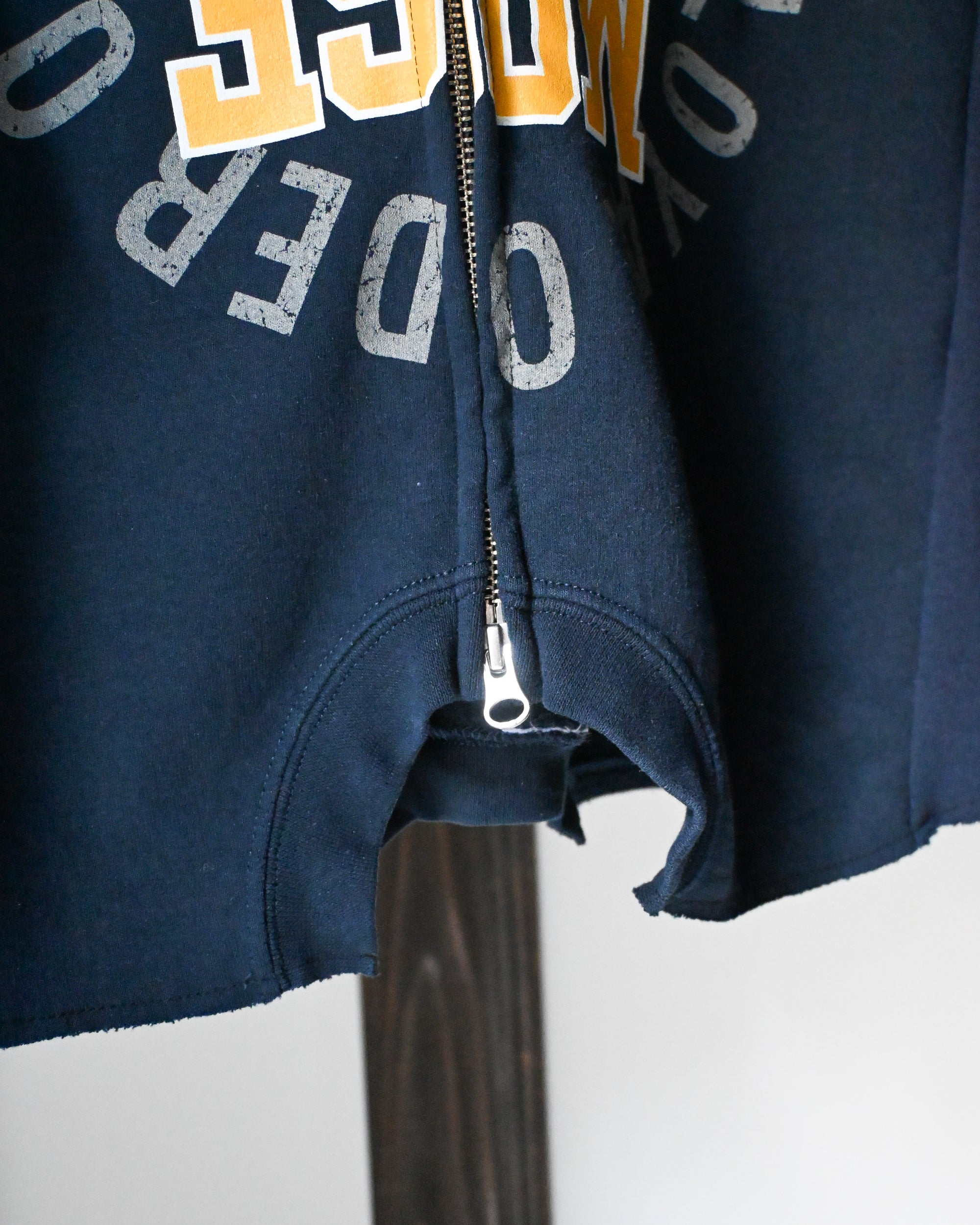ID26-010-F / mirrored zip hoodie【B】