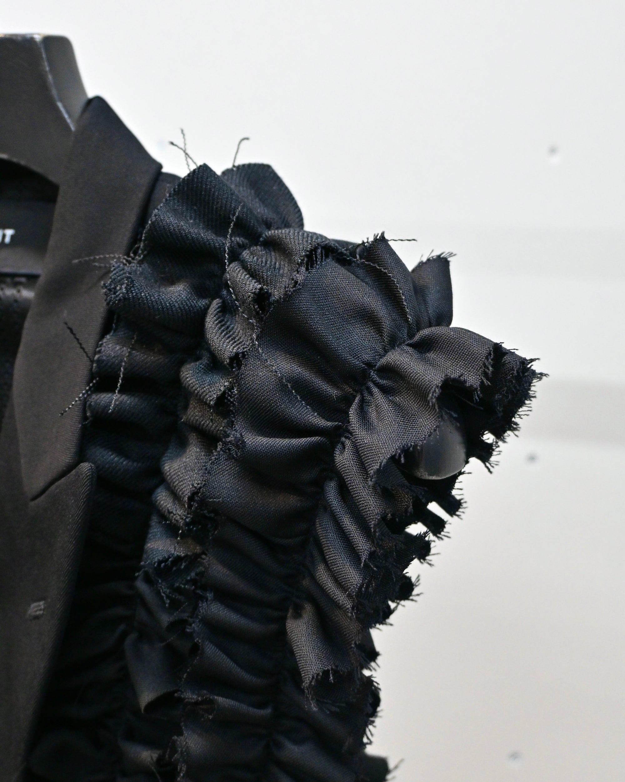 ID26-030-01-F / tailored frill harness【B】