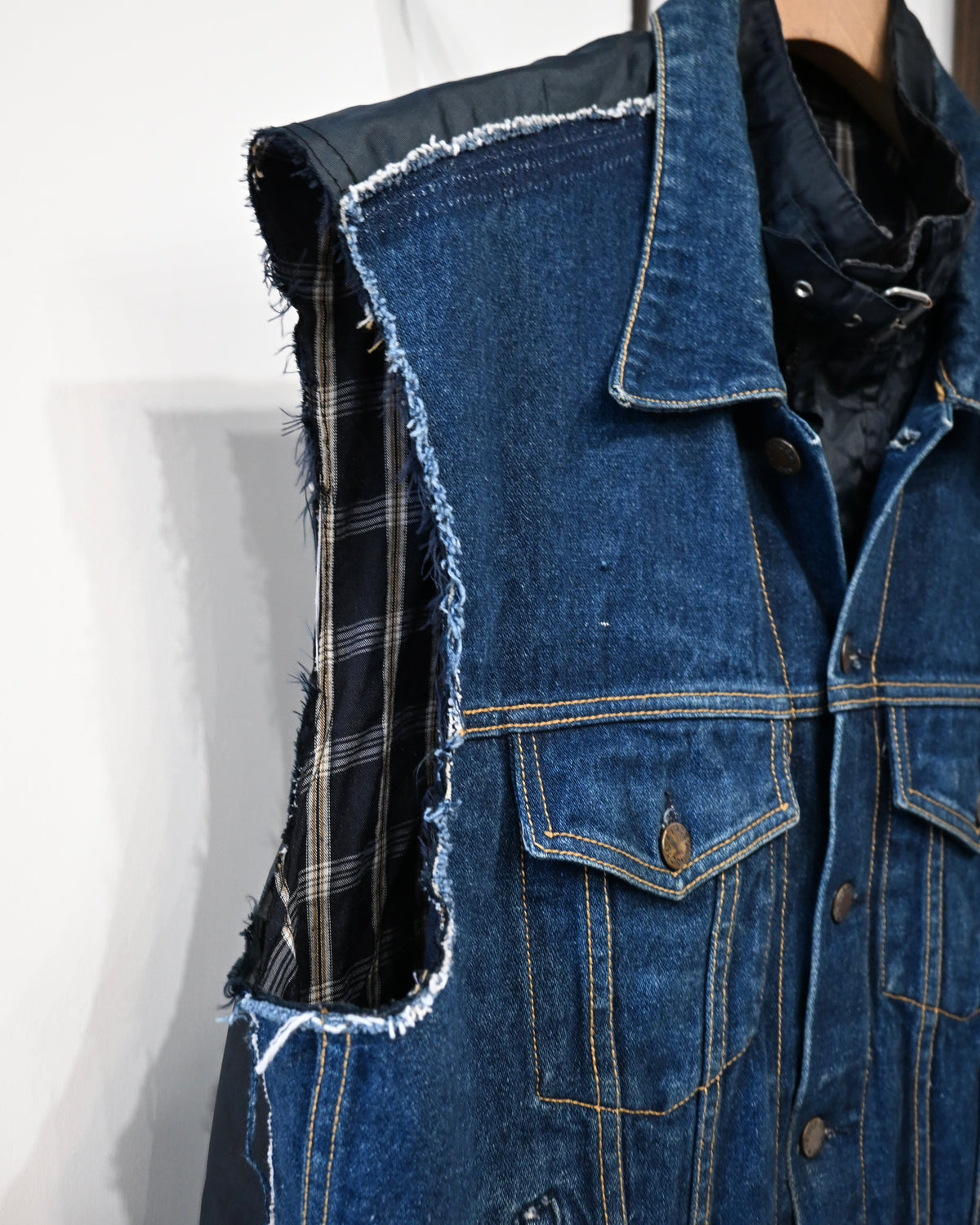 ID26-056-F / fake layered work vest【A】