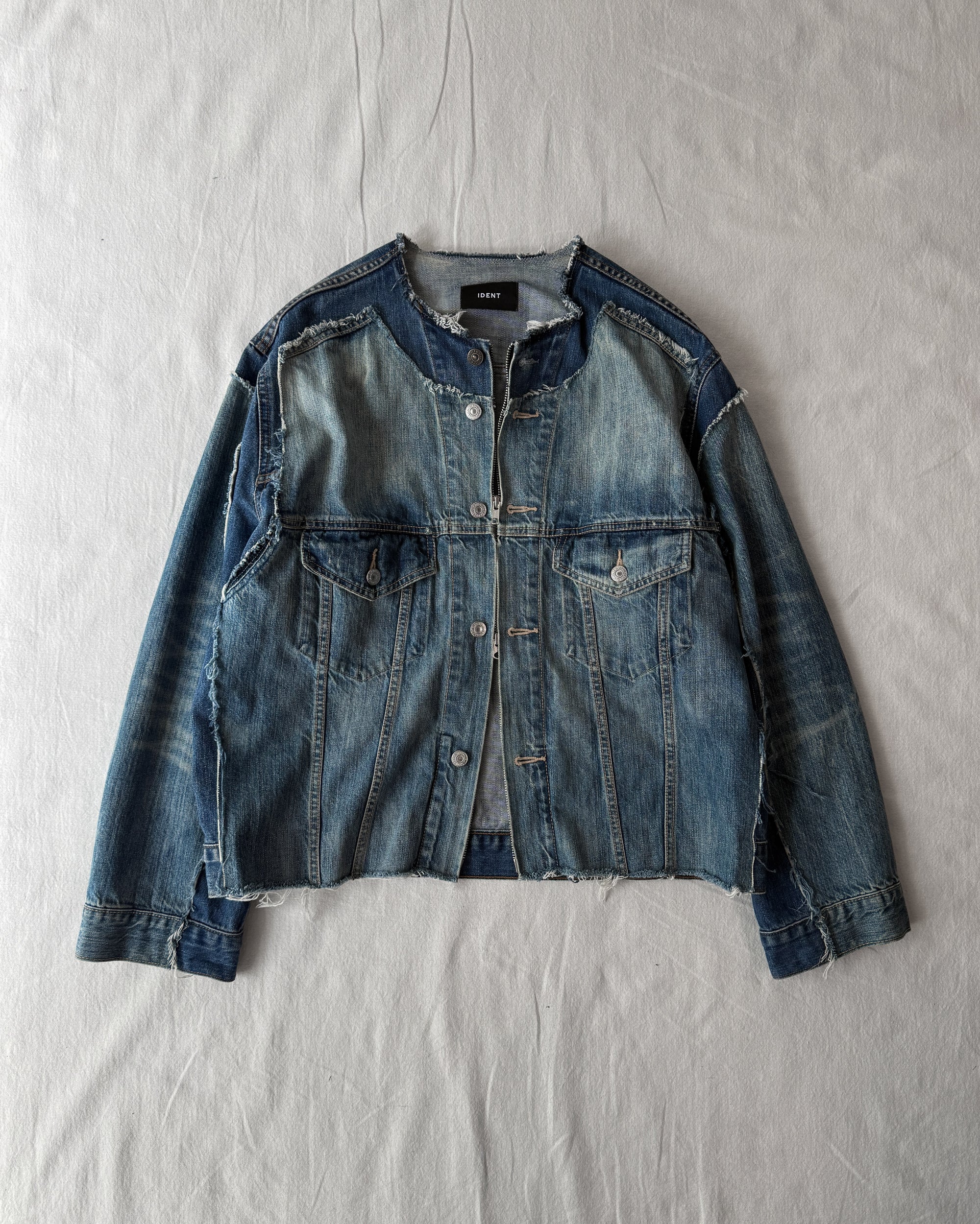 ID26-007-F / fake layered denim jacket【A】