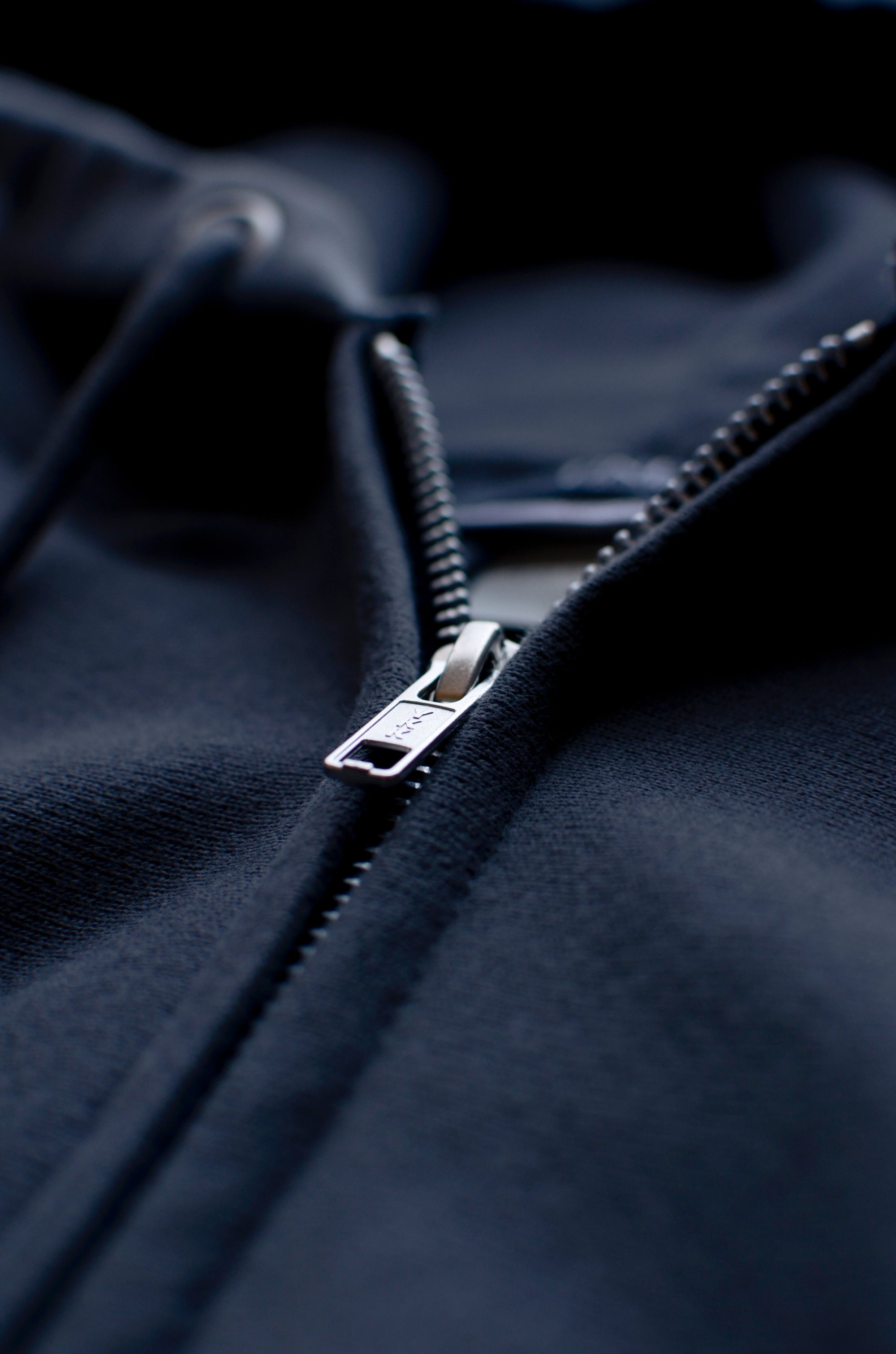 RE-033 / resized zip hoodie [A]