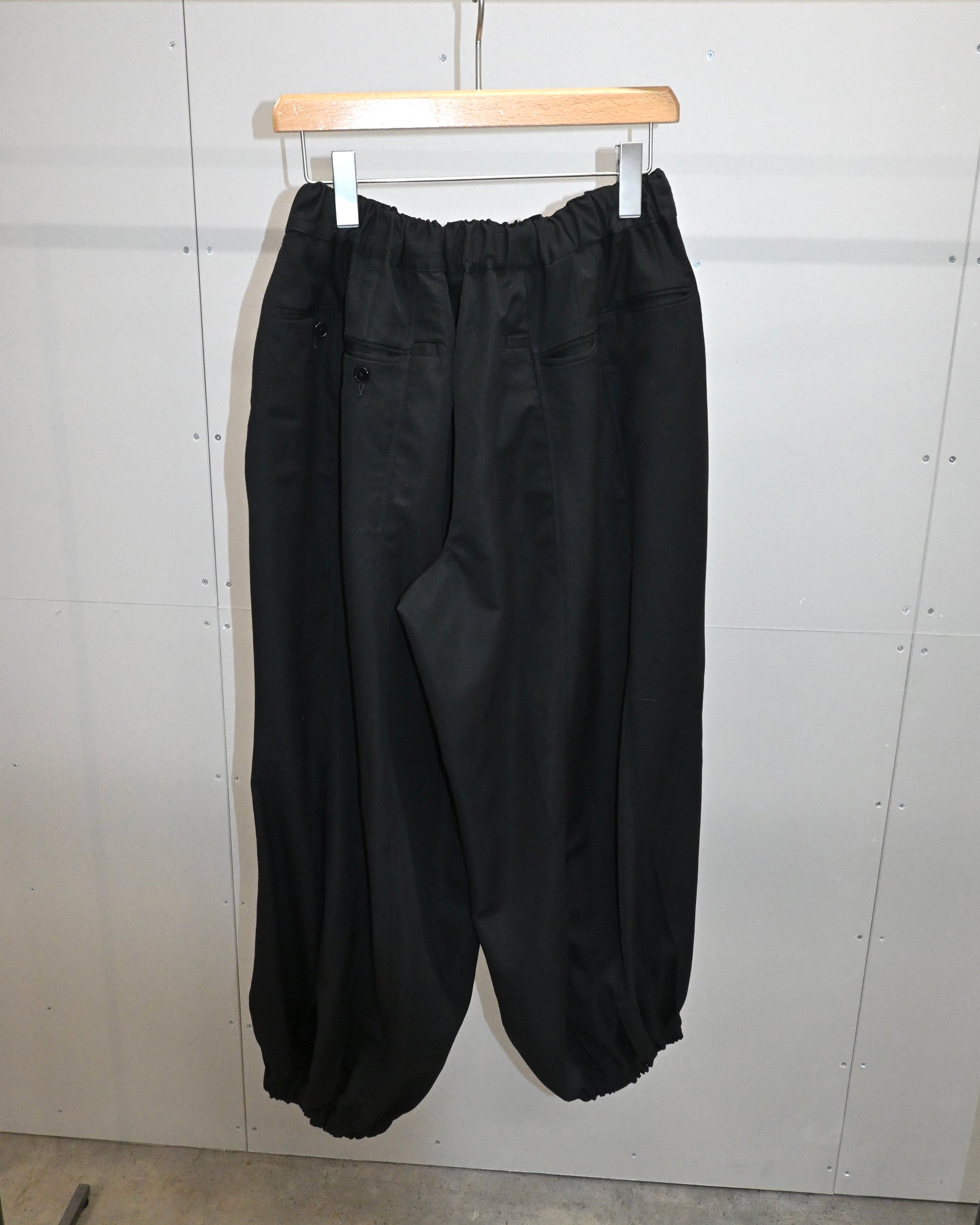 ID26-040-F / rebuild cocoon slacks 【B】