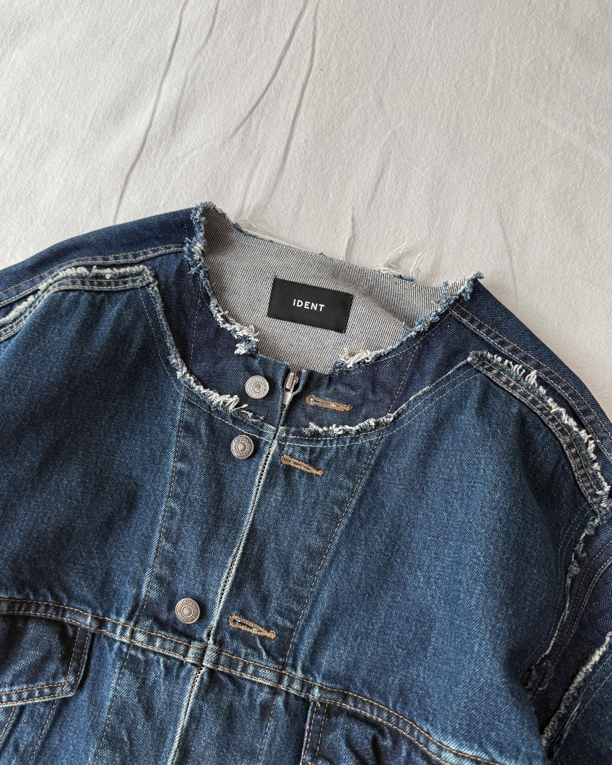 ID26-007-01-F / fake layered denim jacket【A】