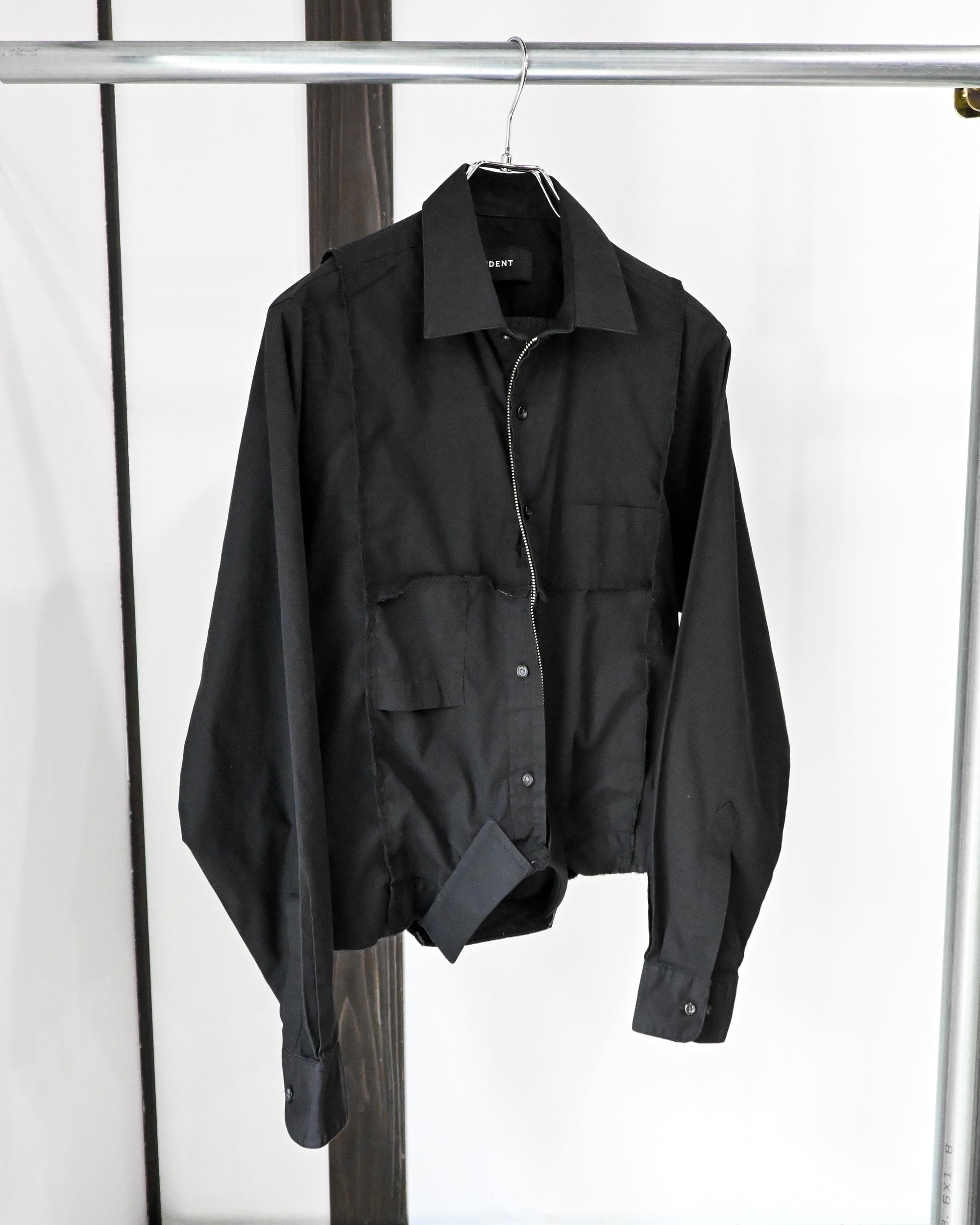 ID26−019-F / mirrored zip shirt【A】