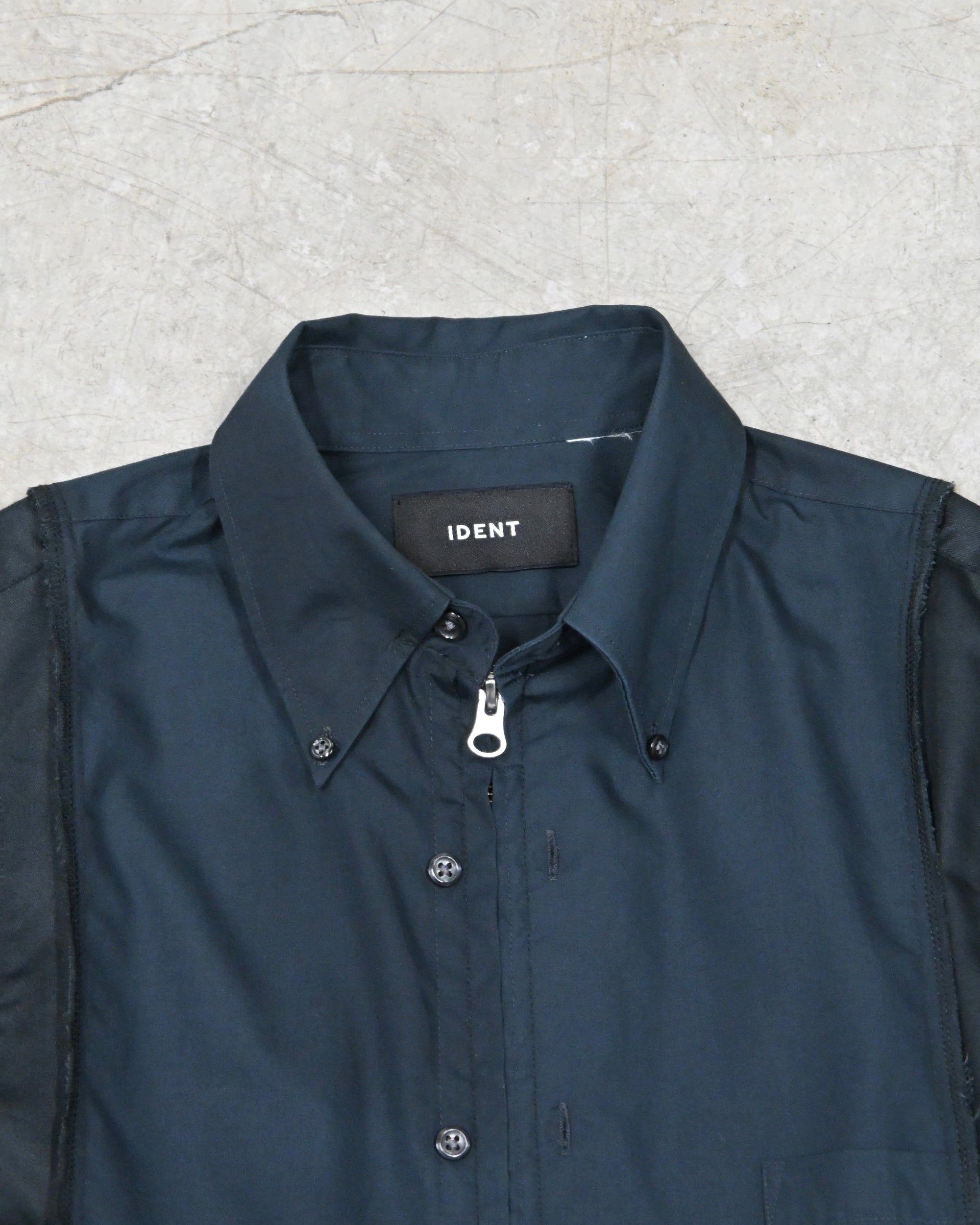 ID26-019-02-F / mirrored zip shirt【A】