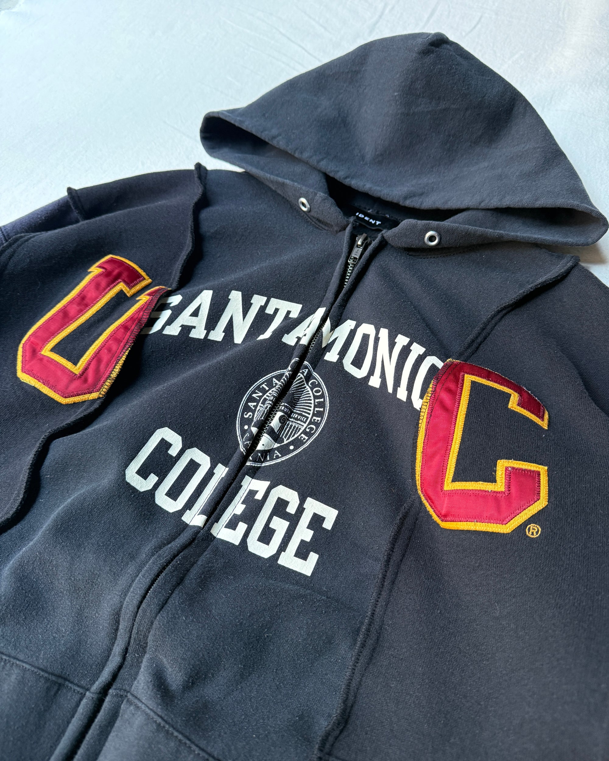 ID25-031-F / rebuild zip hoodie【A】