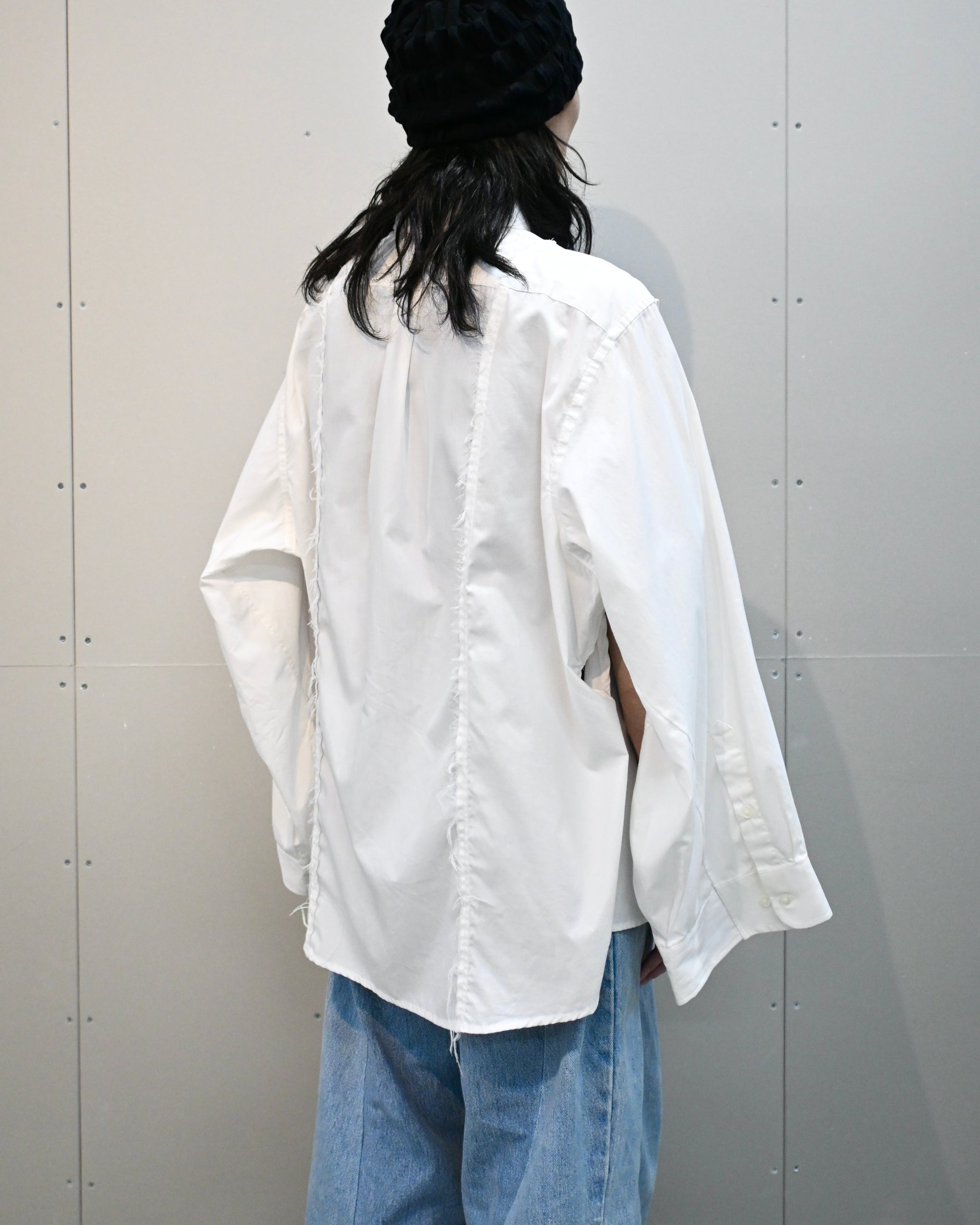 ID26-035-F / slit cape shirt【B】