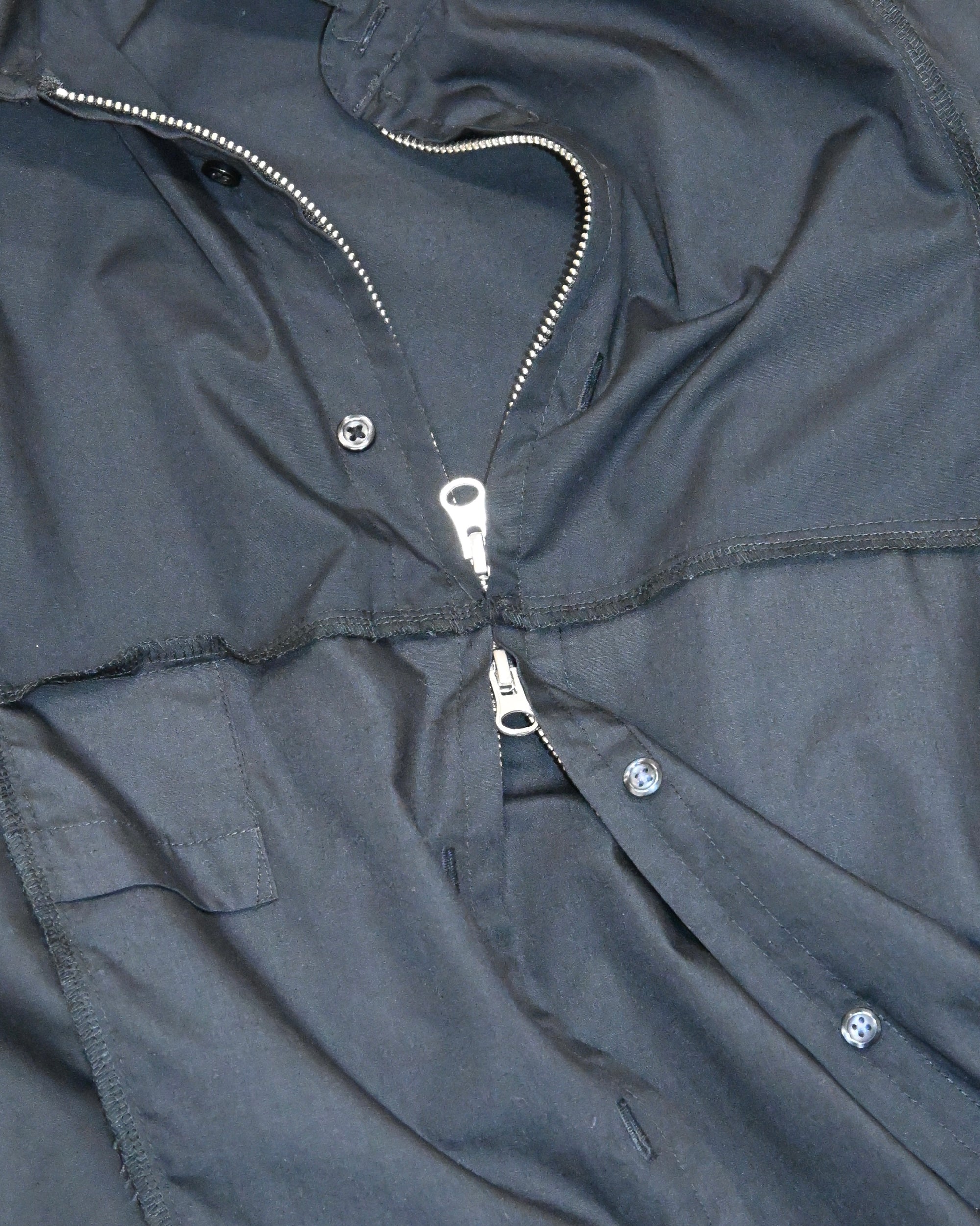 ID26-019-02-F / mirrored zip shirt 【C】