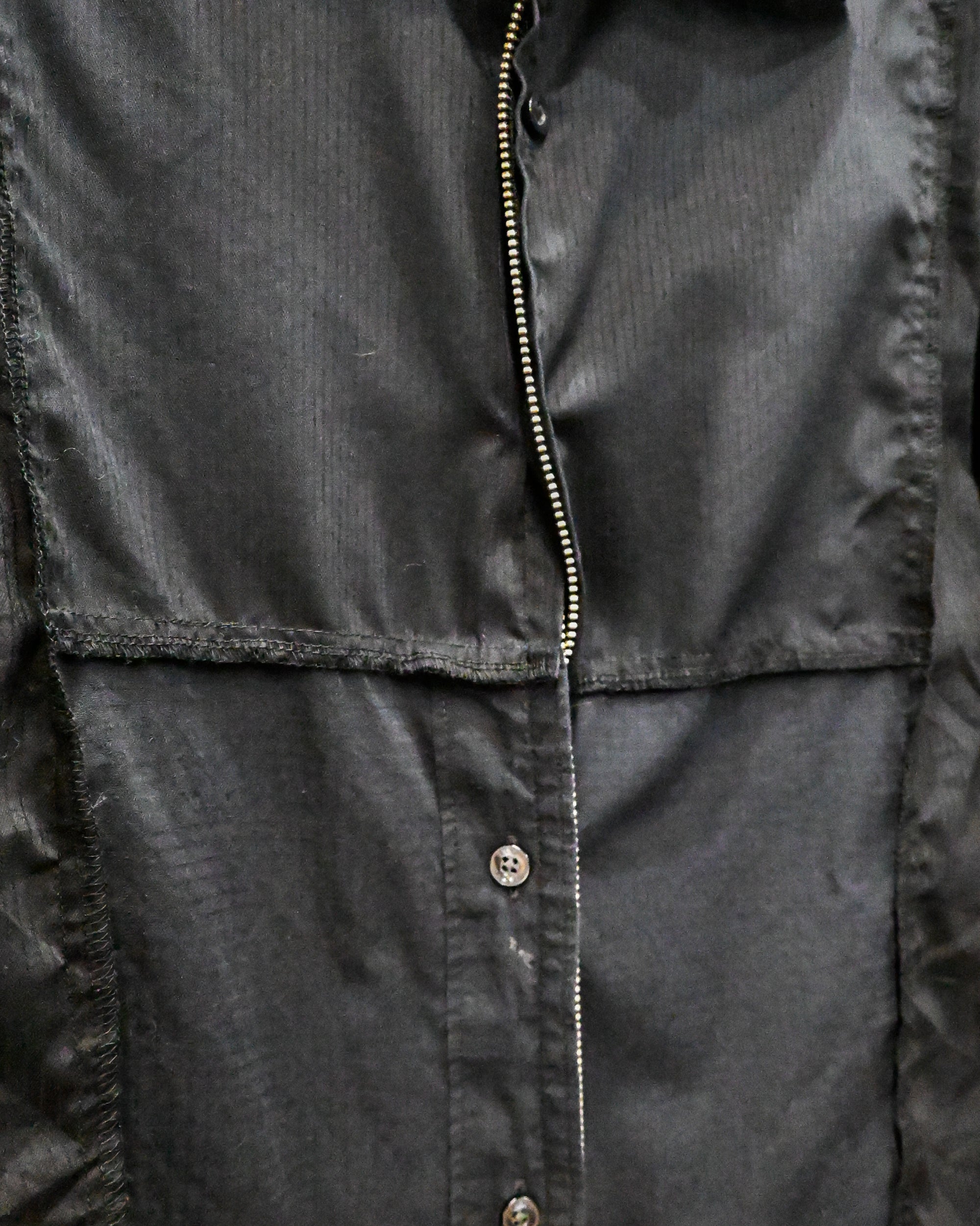 ID26−019-F / mirrored zip shirt【B】