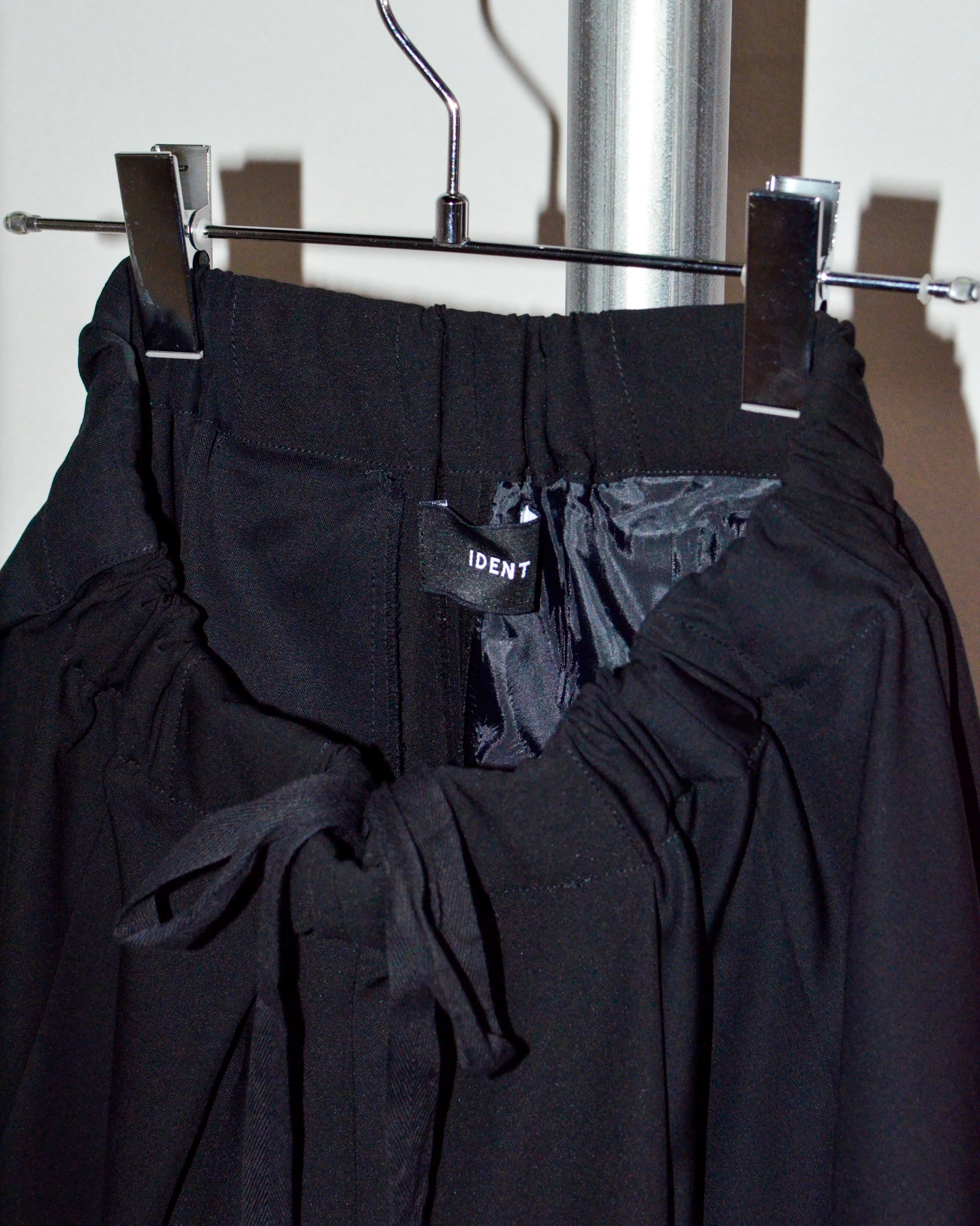 ID26-005-01-F / rebuild slacks skirt【C】