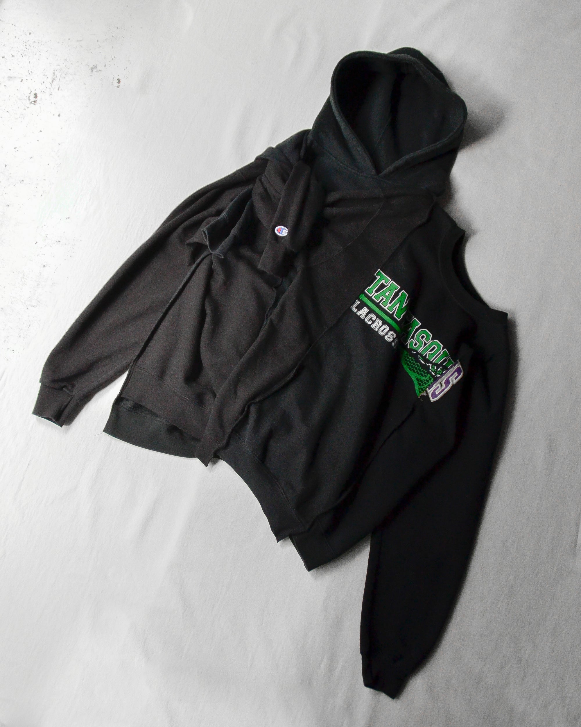 ID25-018 / two face sweat【B】