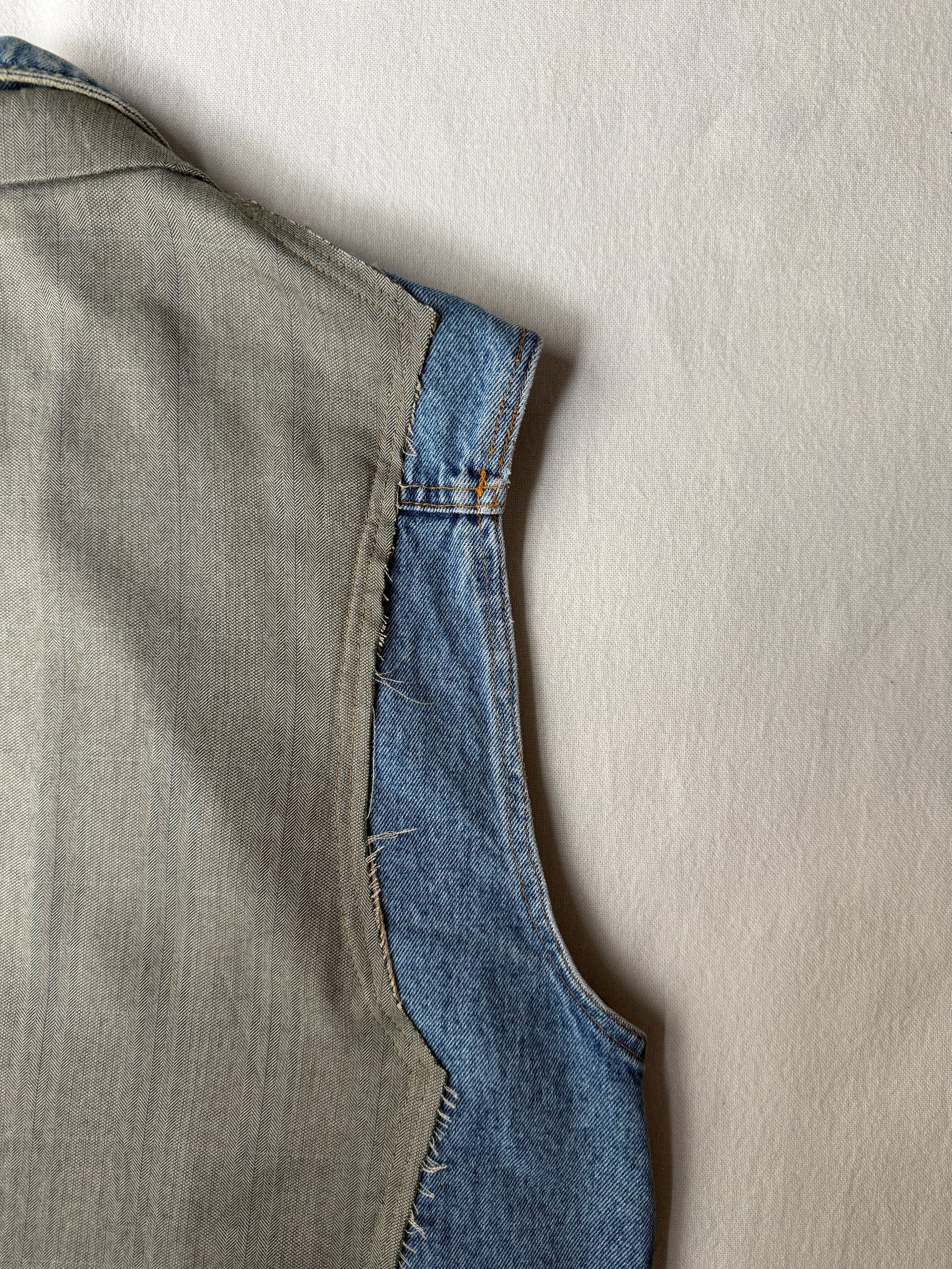 ID25-021 / hybrid layered vest【C】