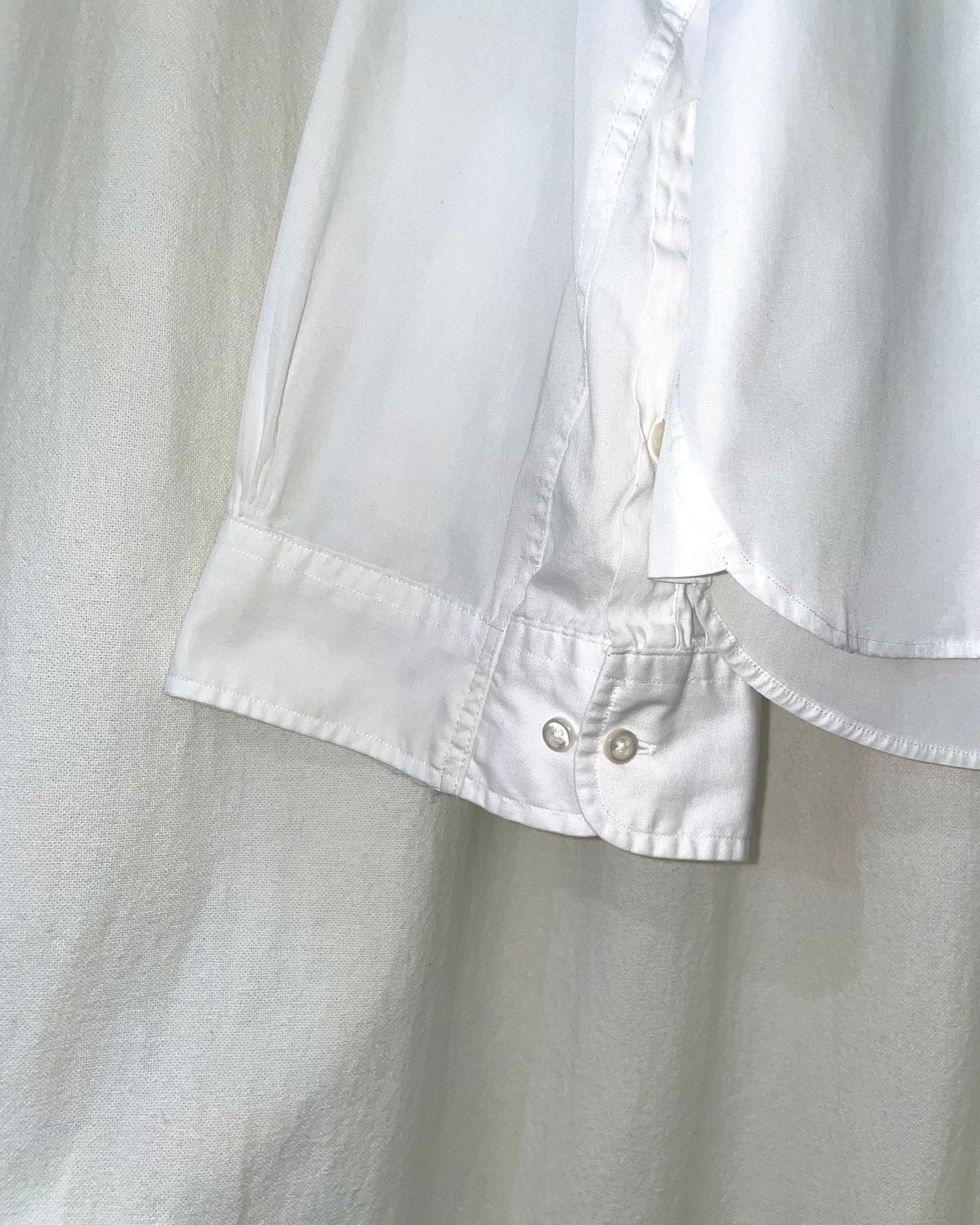 ID26-035-F-01 / slit cape shirt【A】
