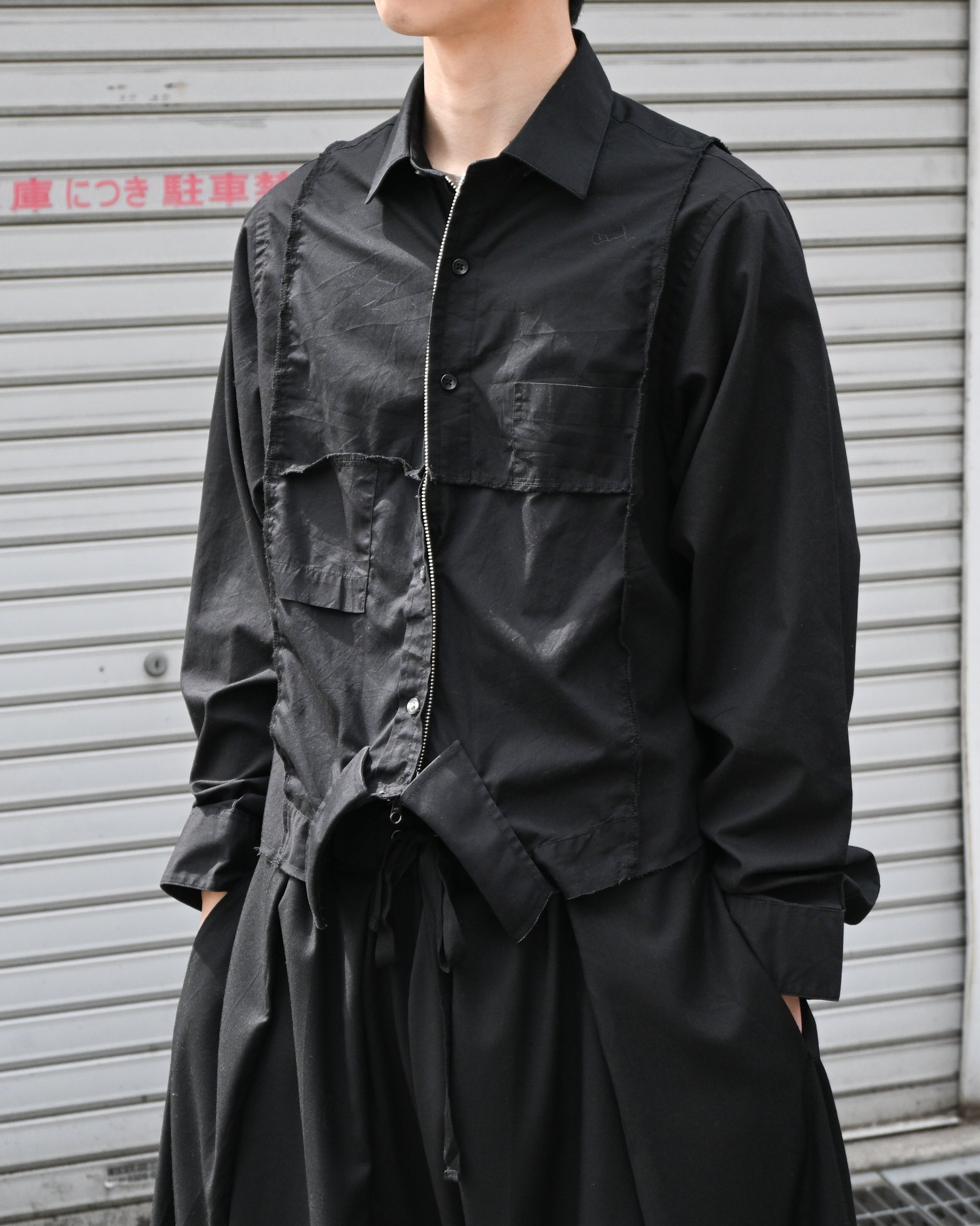 ID26−019-F / mirrored zip shirt【A】