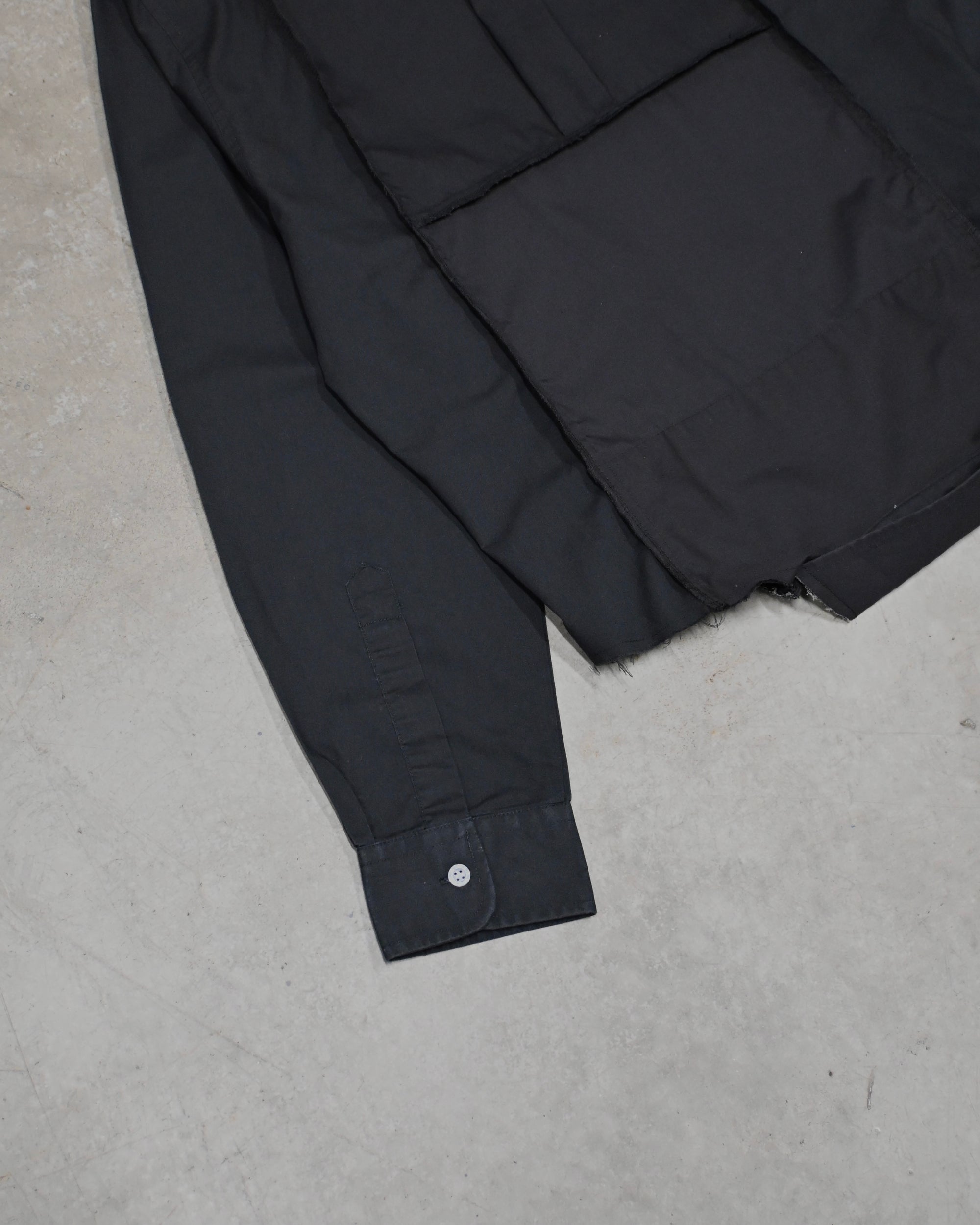 ID26-019-01-F / mirrored zip shirt【A】