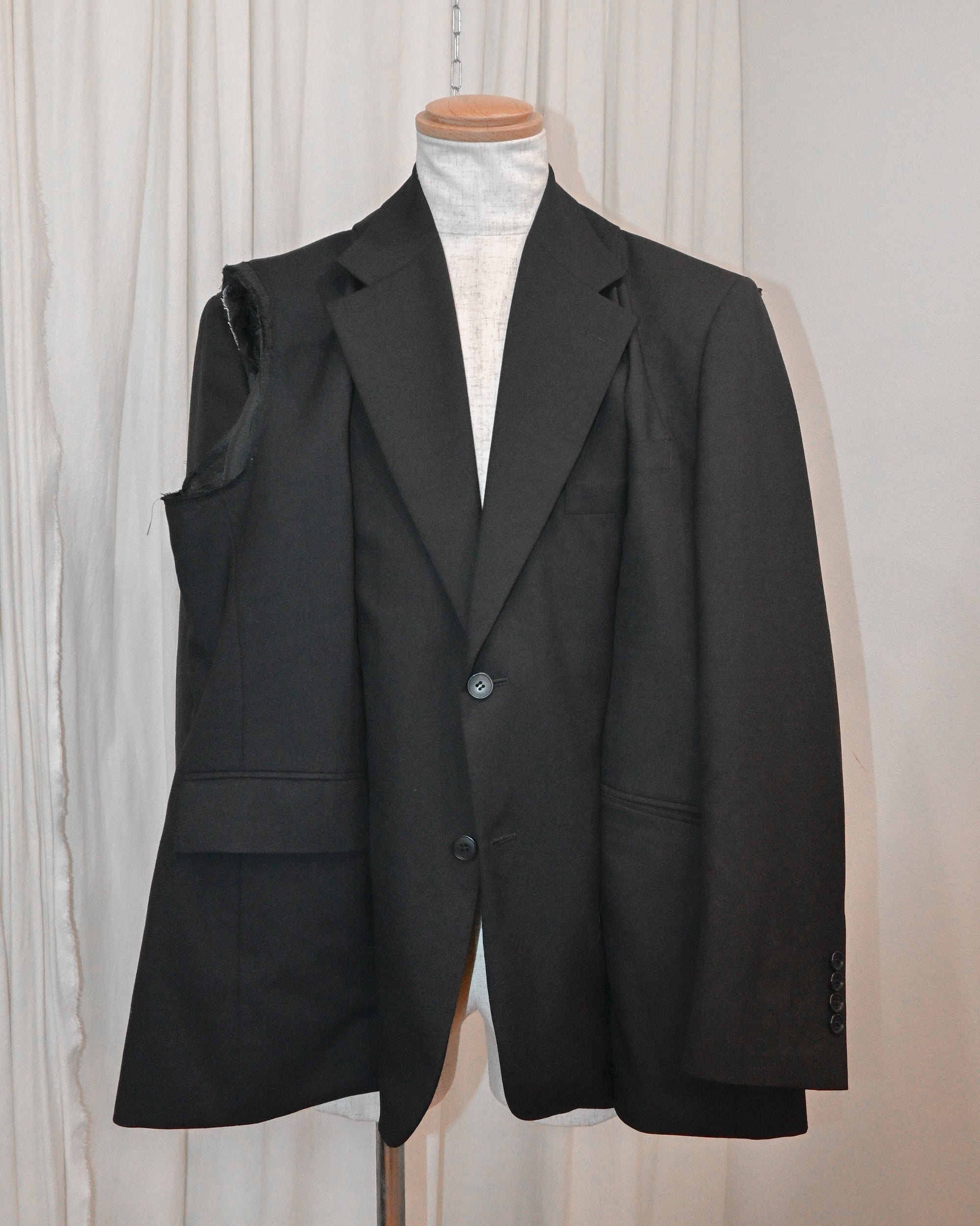 ID26-011-F / avant-garde tailored 【A】