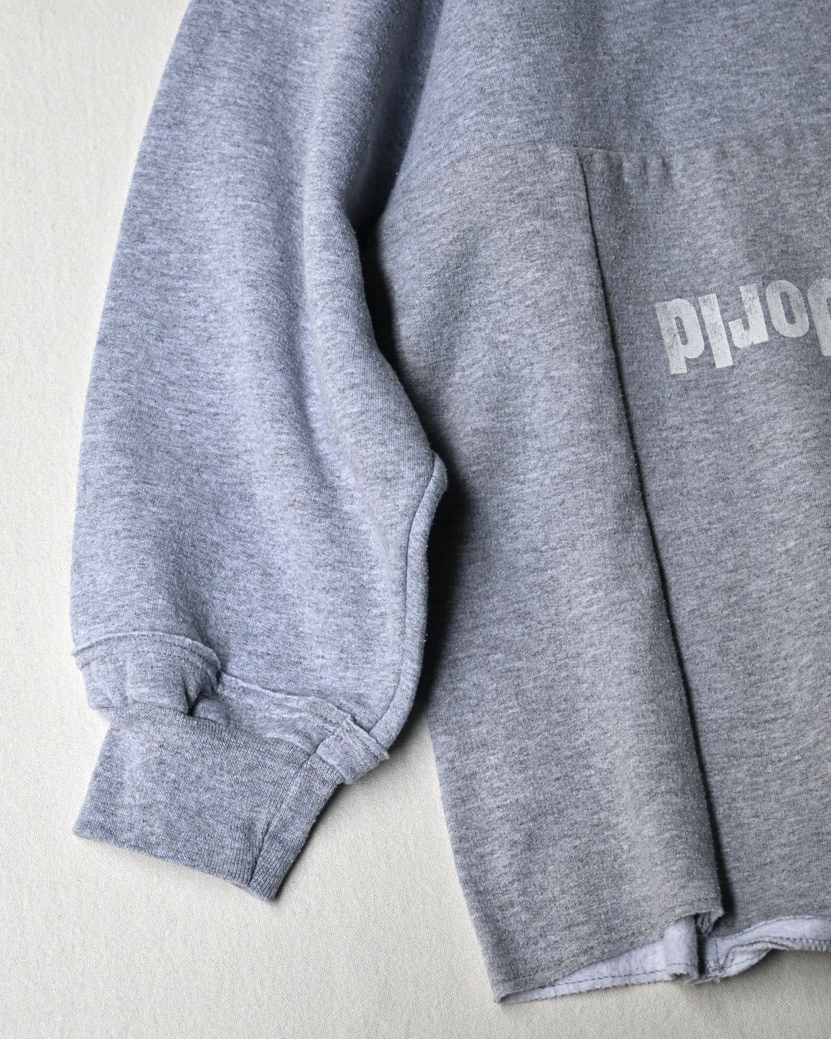ID26-060-F / mirrored mickey sweat【B】
