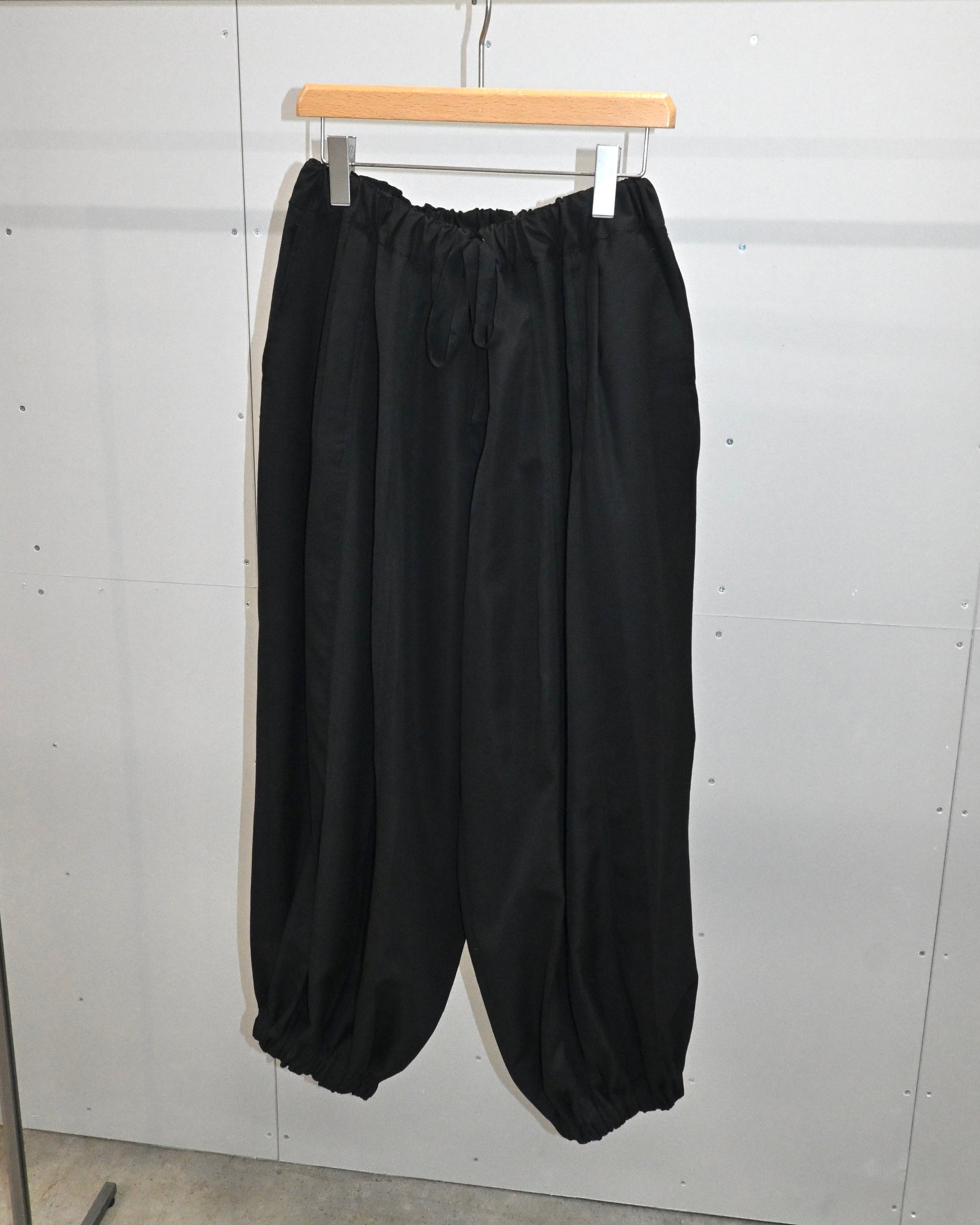ID26-040-F / rebuild cocoon slacks 【B】