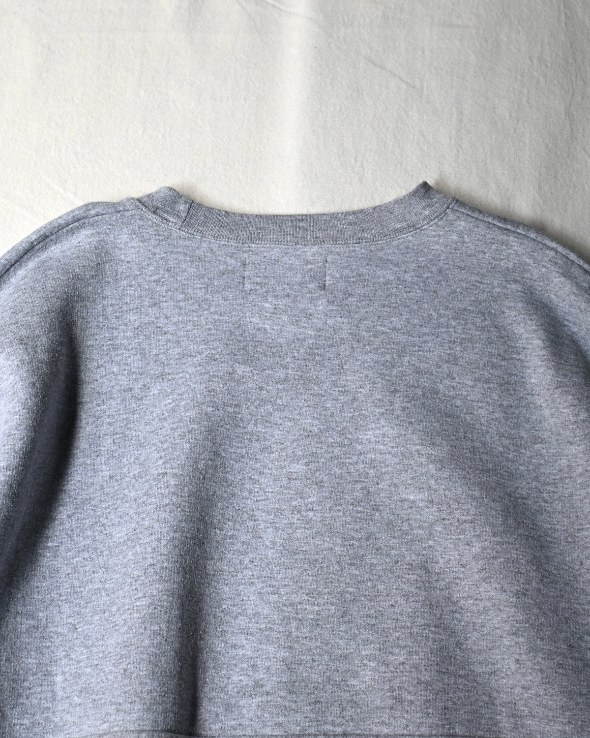ID26-060-F / mirrored mickey sweat【B】