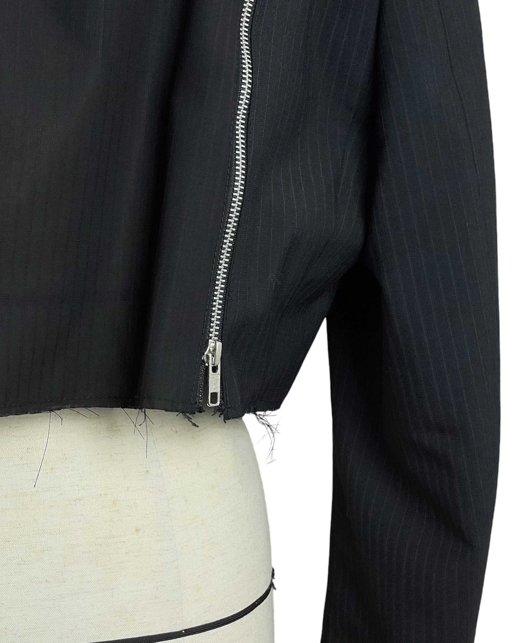 RE-020 / separate short tailored