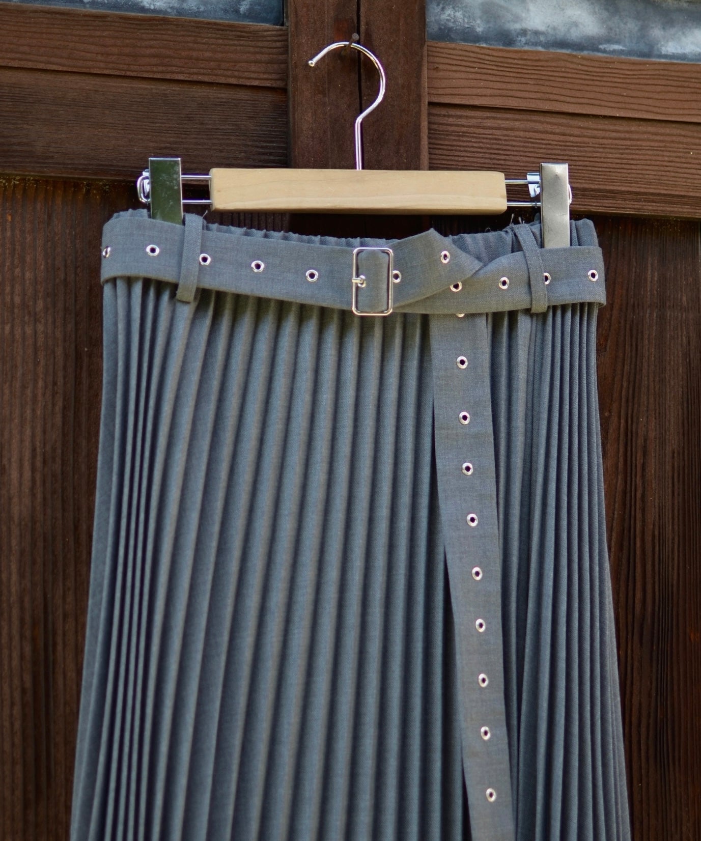 【残り僅か】UE-003 / asymmetry pleats skirt