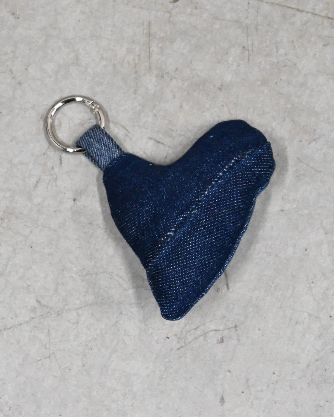 ID26-033-F /  denim heart charm【B】
