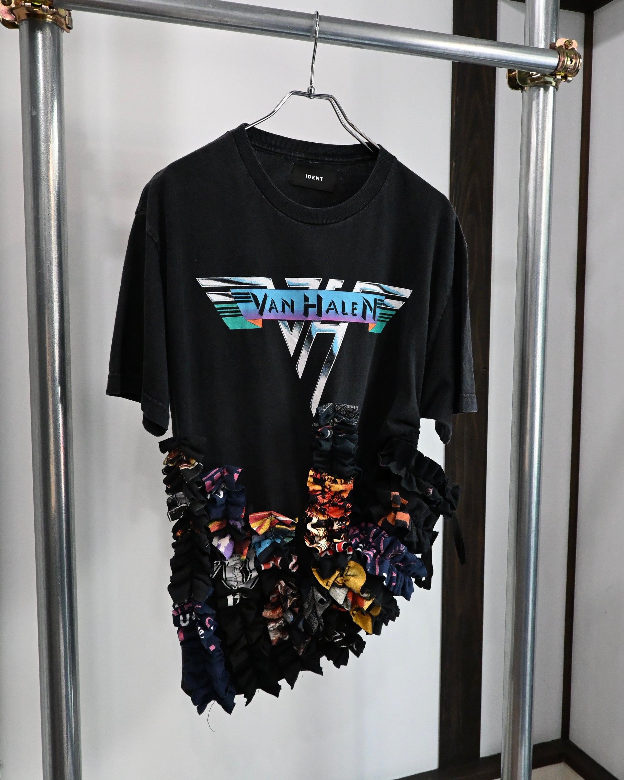 ID26−023-F / gather string frill tee【A】