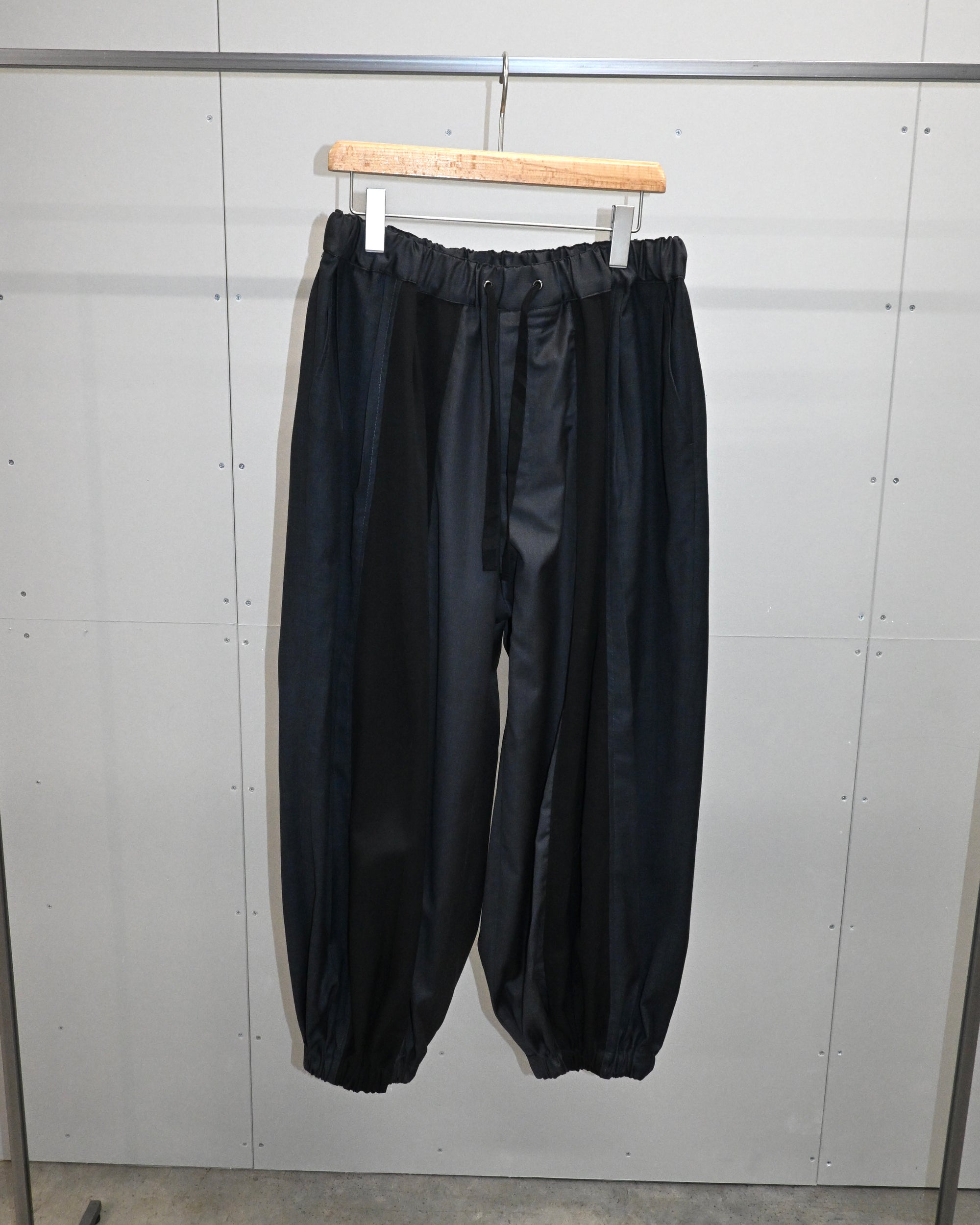 ID26-040-F / rebuild cocoon slacks 【A】