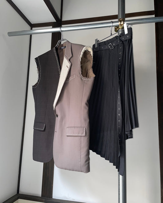 RE-015 / hand stitch asymmetry vest【B】