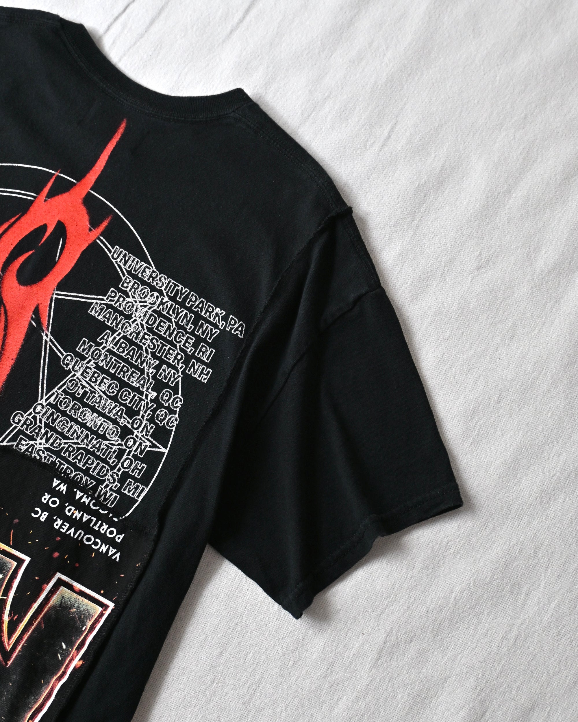 ID26-028-F / mirrored band tee【A】