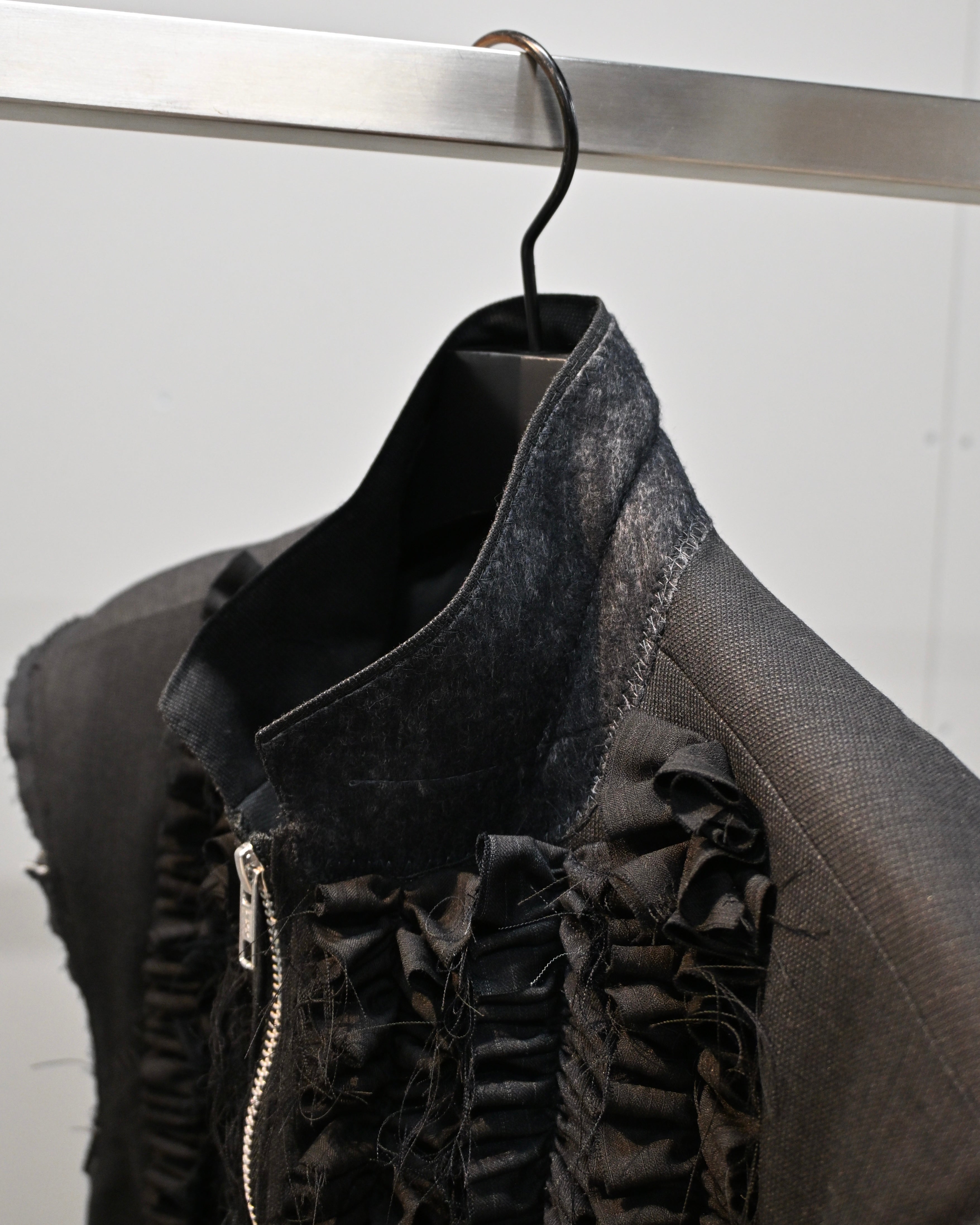 JACKETS – IDENT