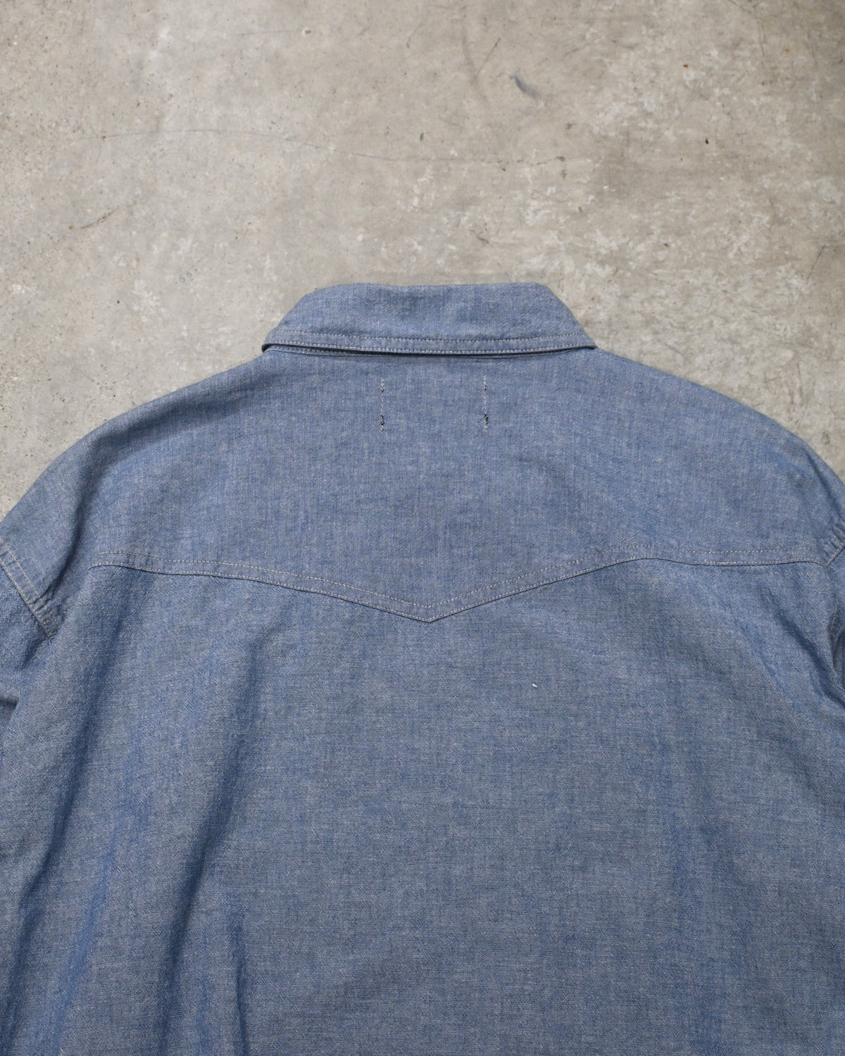 ID26-014-04–F / denim frill shirt【C】