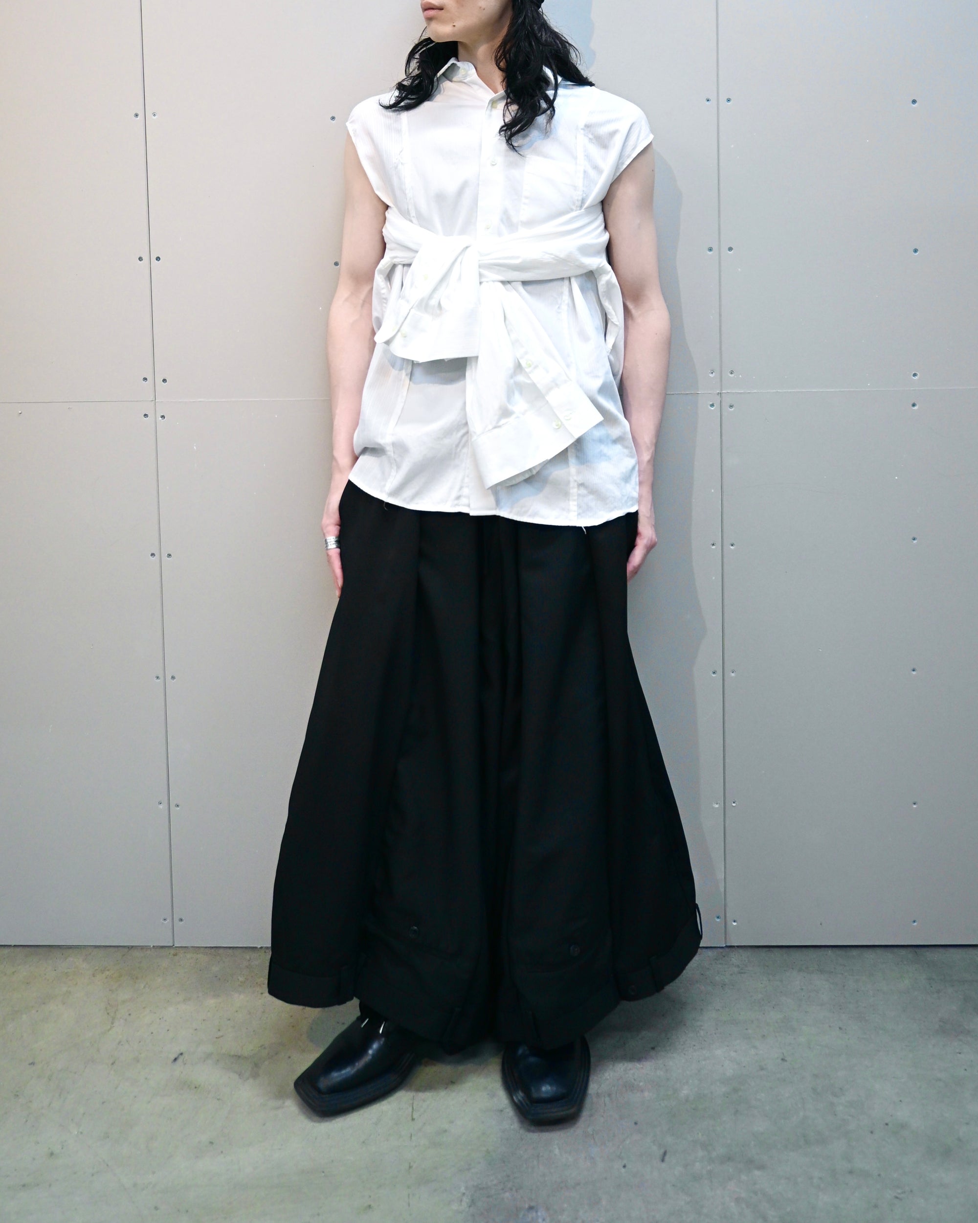 ID26-035-F / slit cape shirt【C】