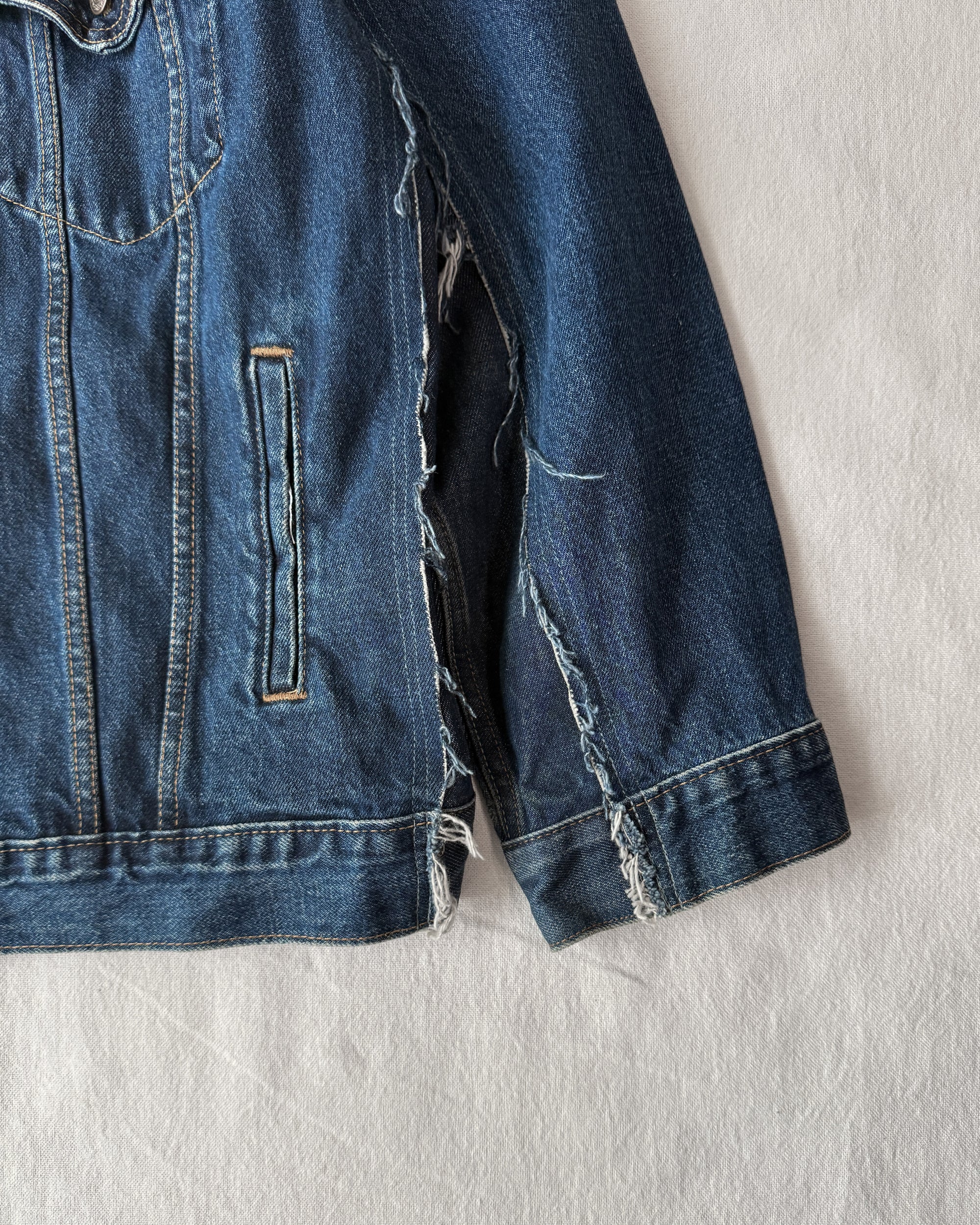 ID26-007-01-F / fake layered denim jacket【A】