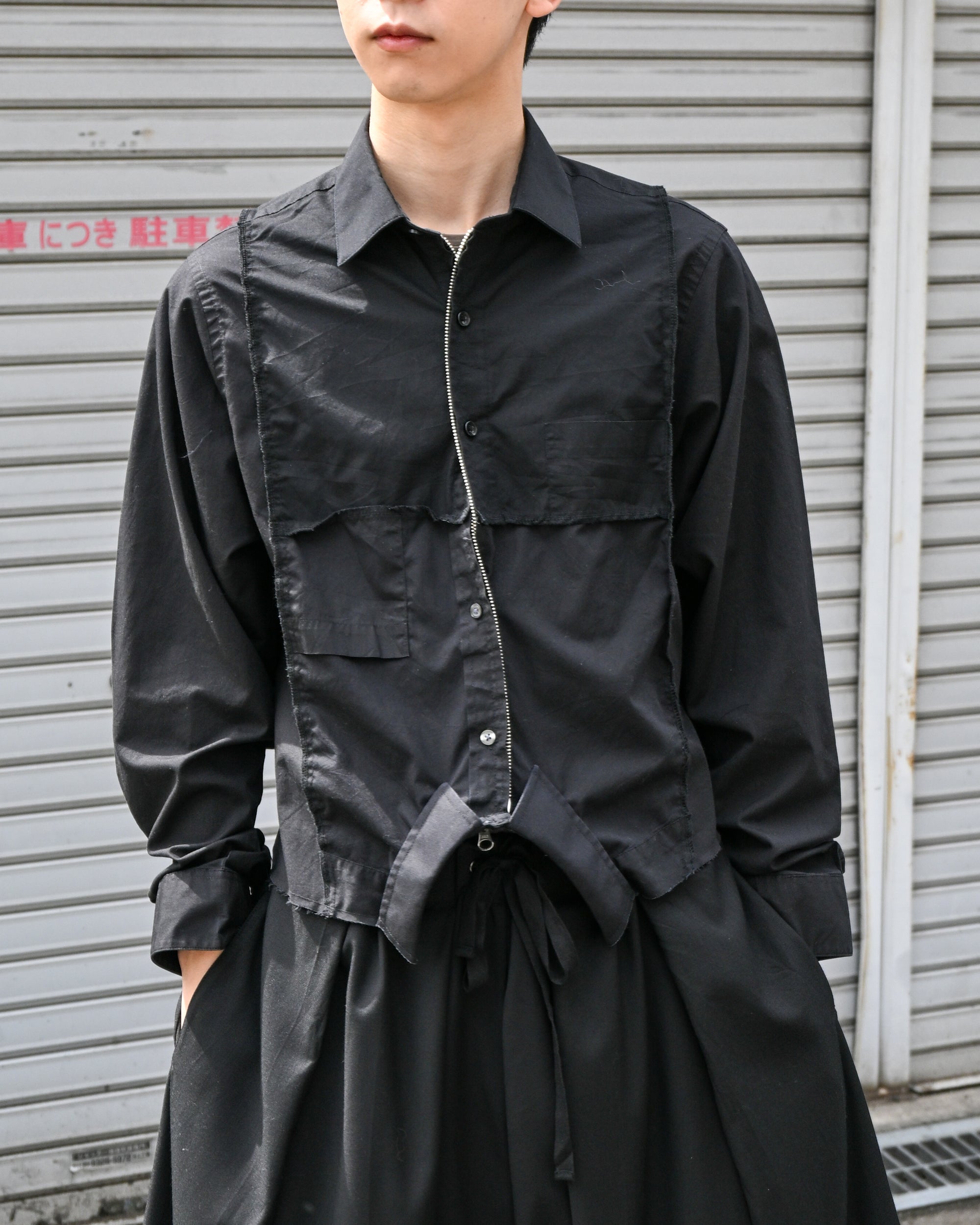 ID26−019-F / mirrored zip shirt【A】