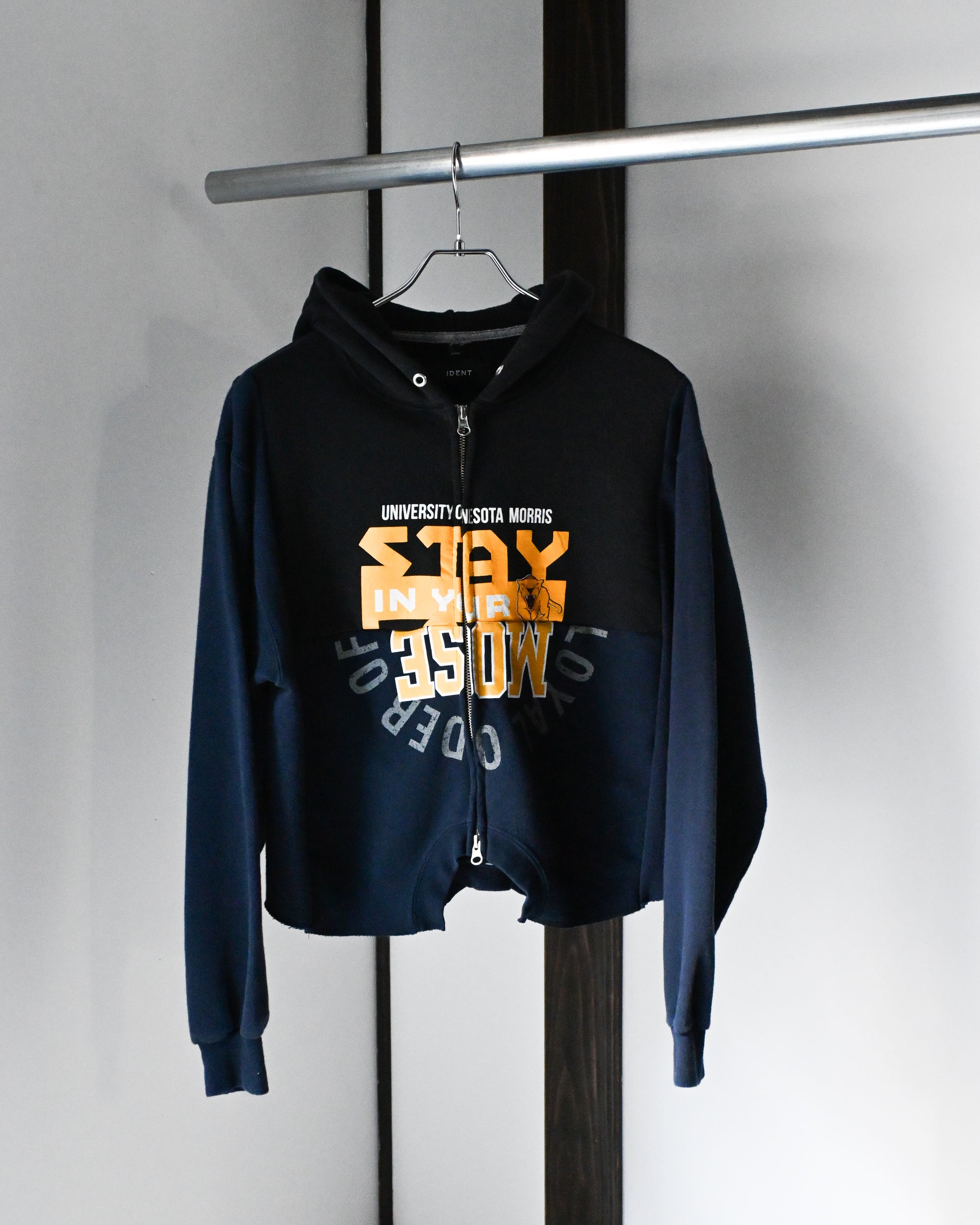 ID26-010-F / mirrored zip hoodie【B】