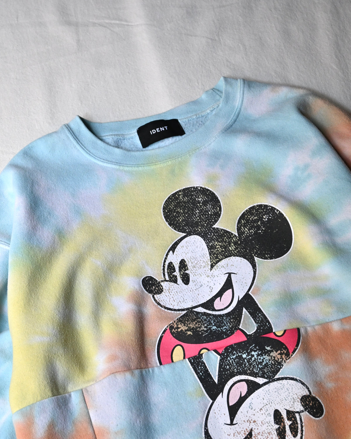 ID26-060-F / mirrored mickey sweat【A】