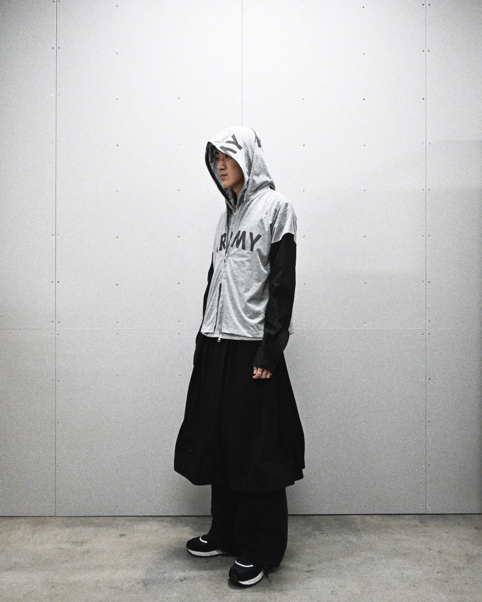 ID26-037-F / layered ARMY top【A】